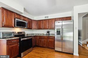 GLENWOOD PARK - Residential