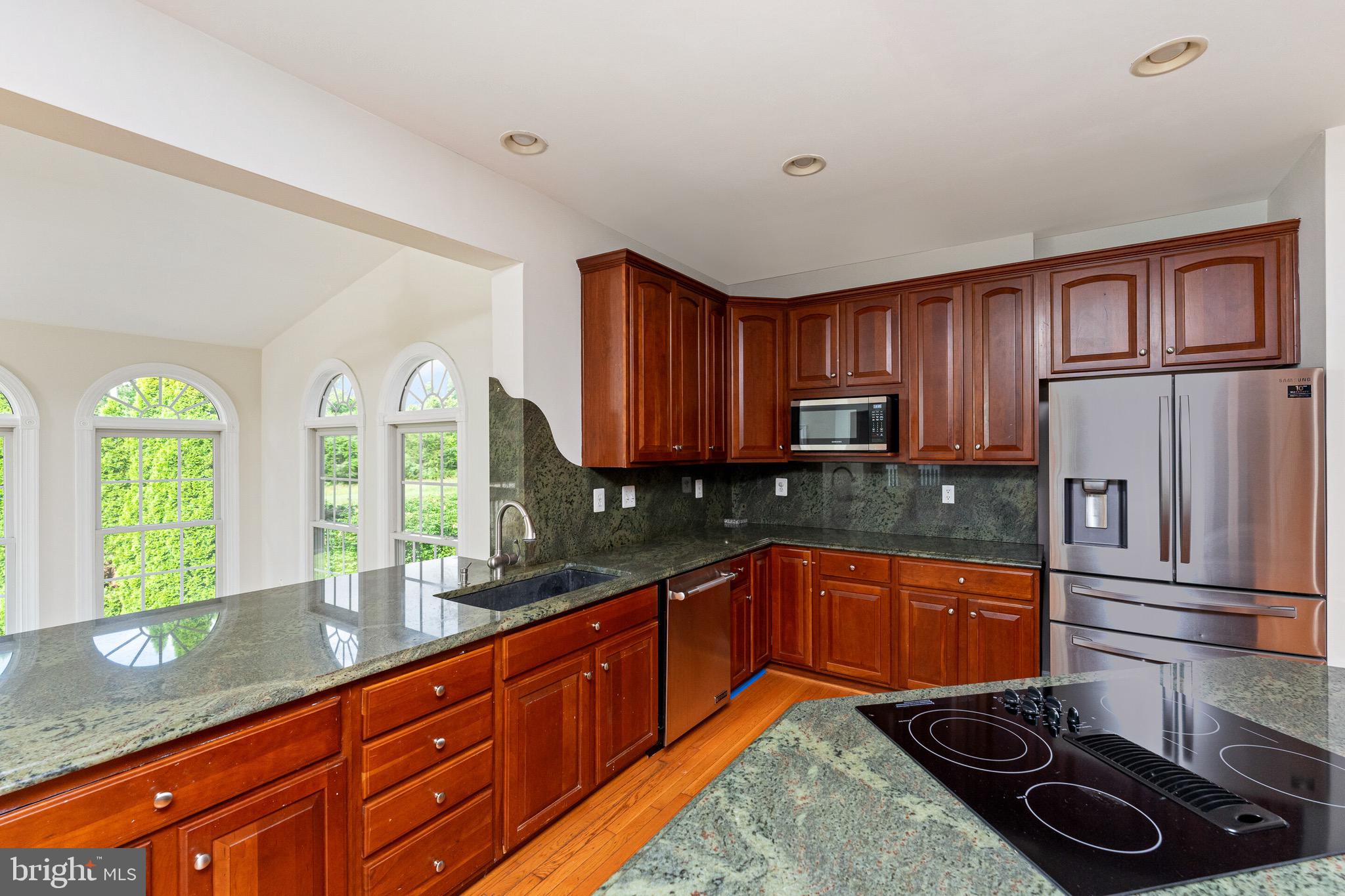 ELLIS PLANTATION - Residential