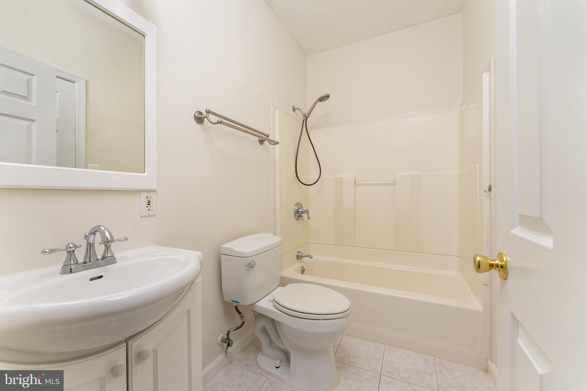 ELLIS PLANTATION - Residential