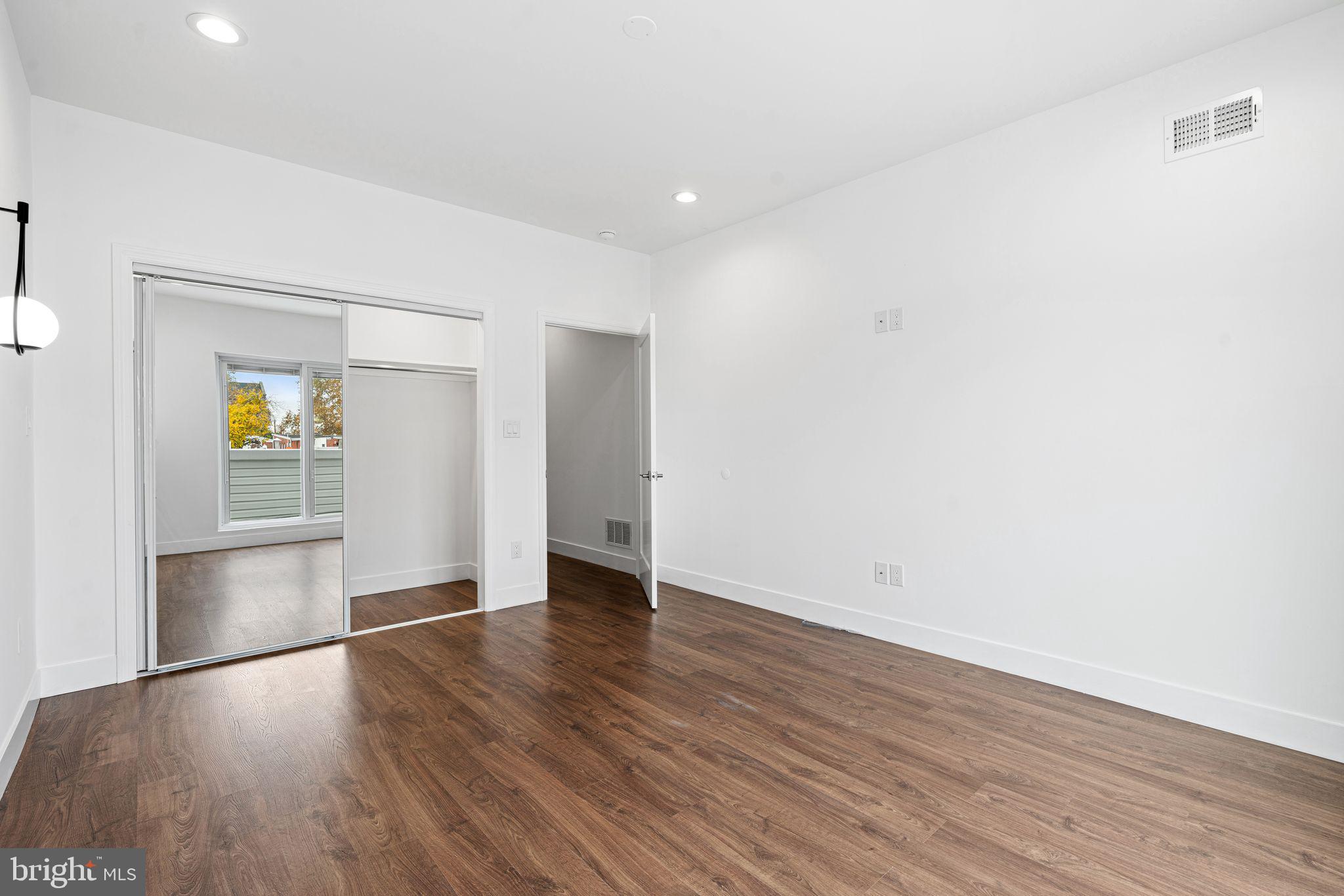 COBBS CREEK - Residential