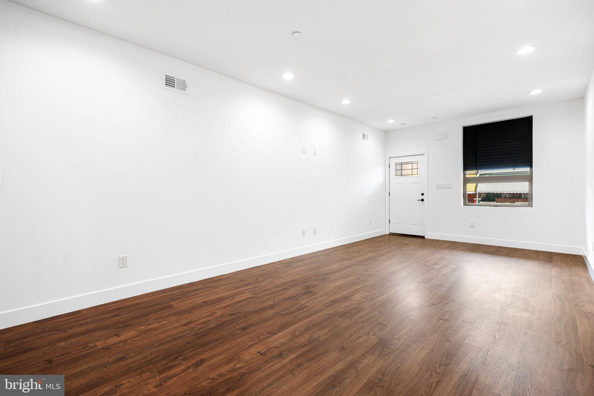 COBBS CREEK - Residential