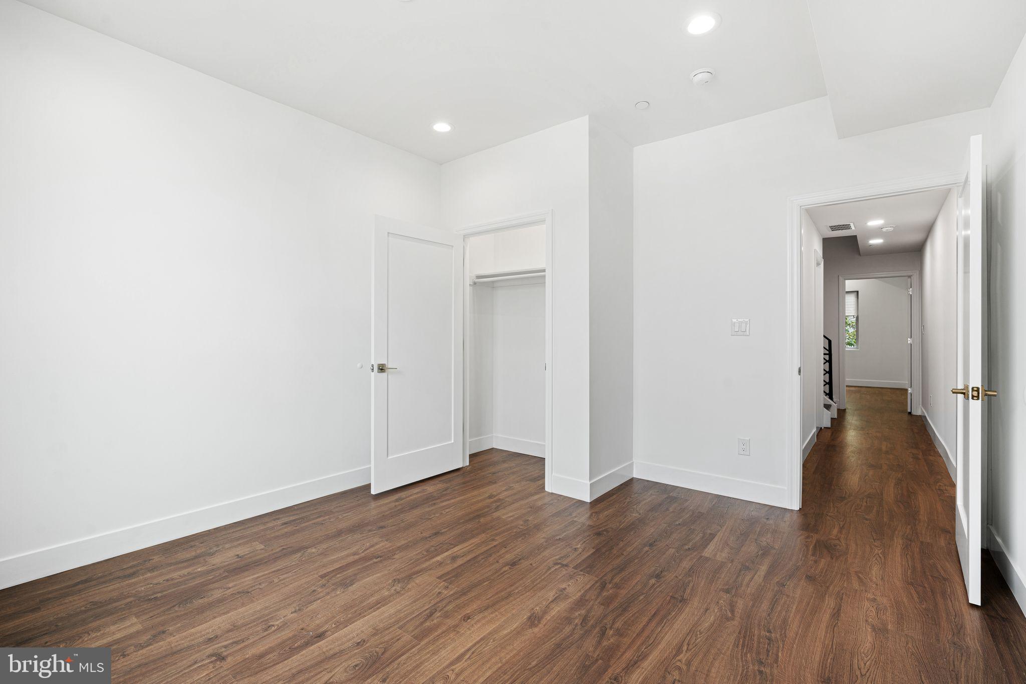 COBBS CREEK - Residential