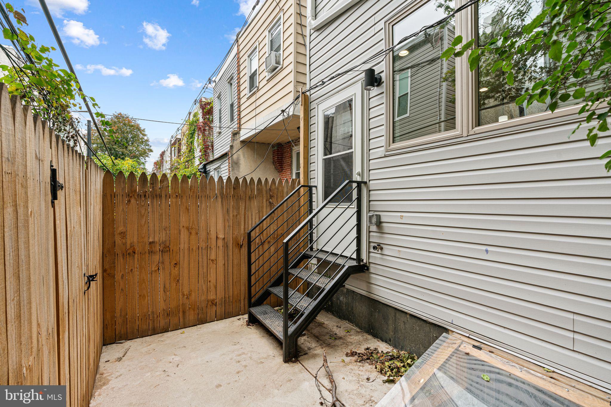COBBS CREEK - Residential