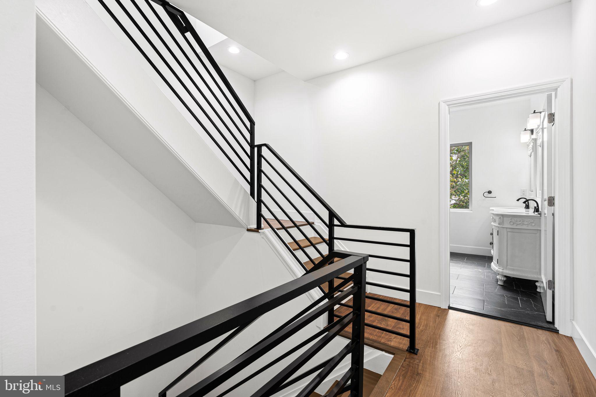 COBBS CREEK - Residential