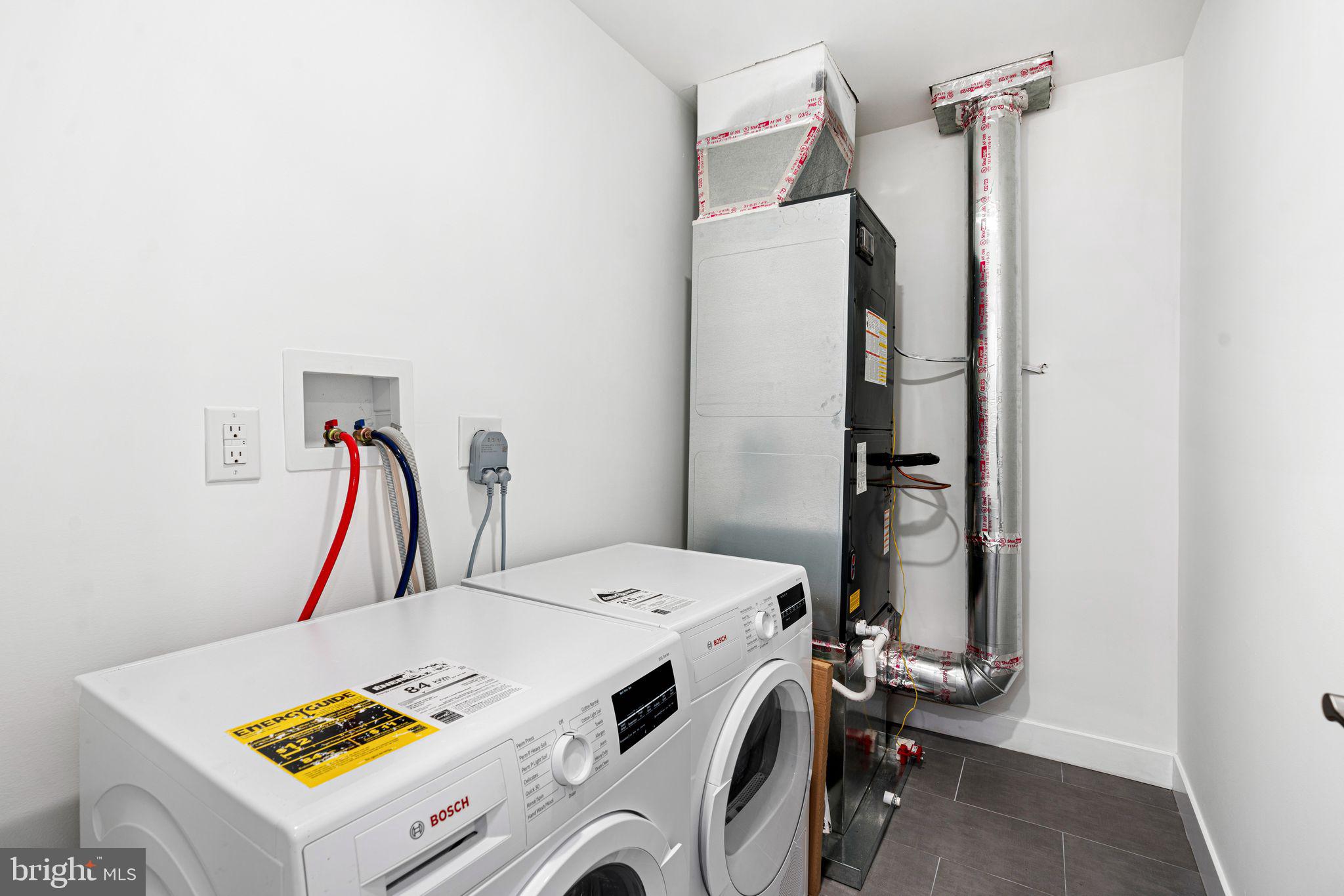 COBBS CREEK - Residential