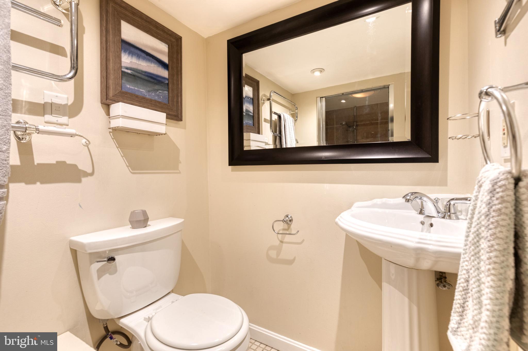 HAMPDEN HISTORIC DISTRICT - Residential