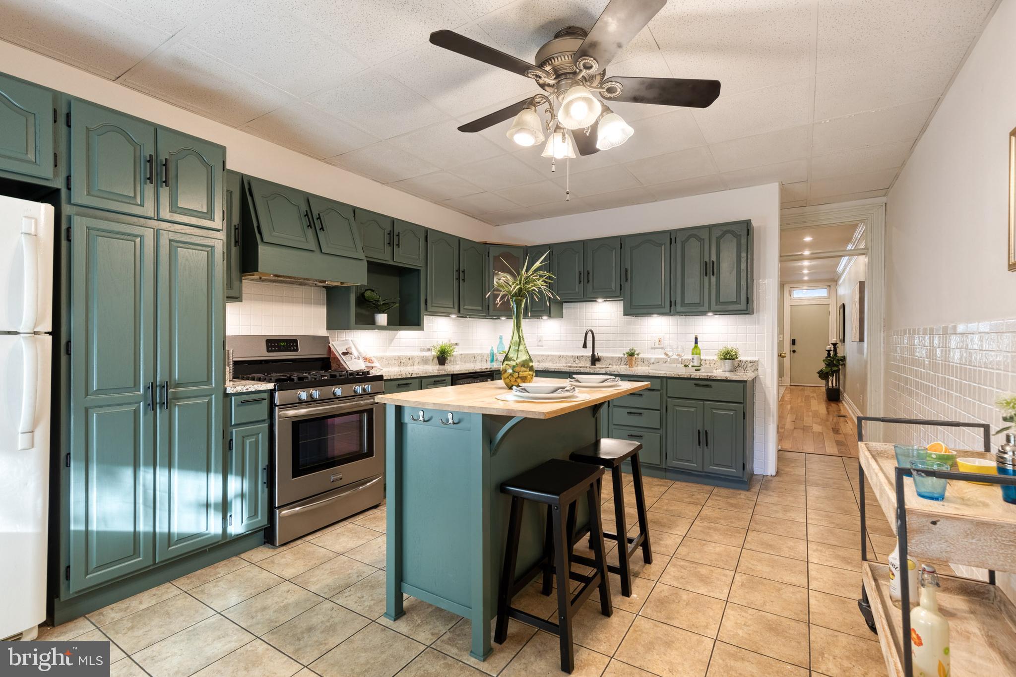 HAMPDEN HISTORIC DISTRICT - Residential