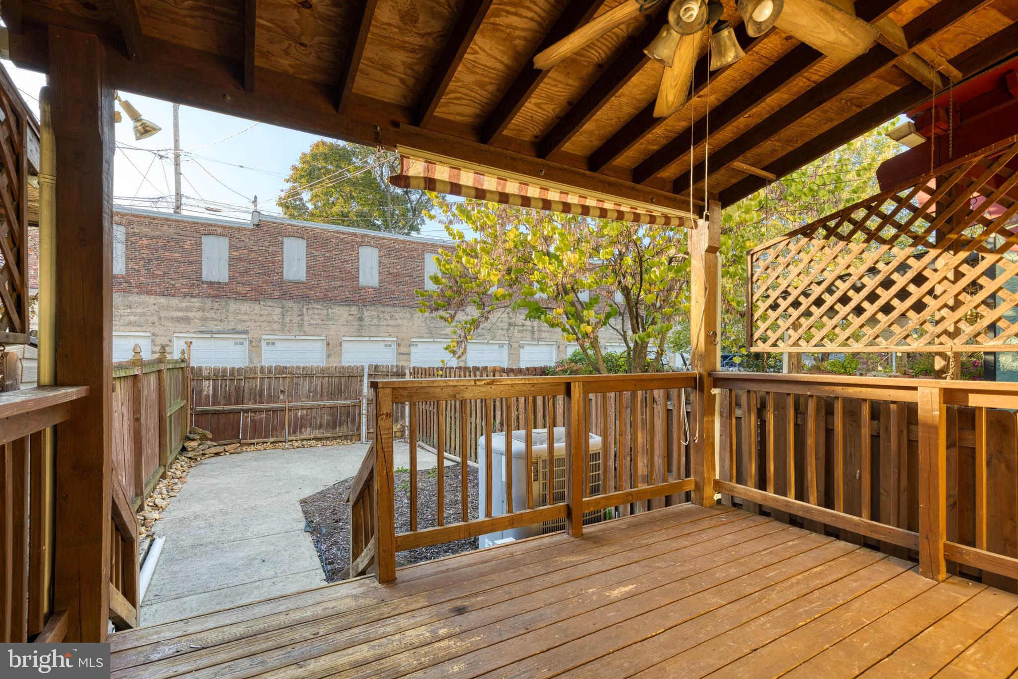 HAMPDEN HISTORIC DISTRICT - Residential