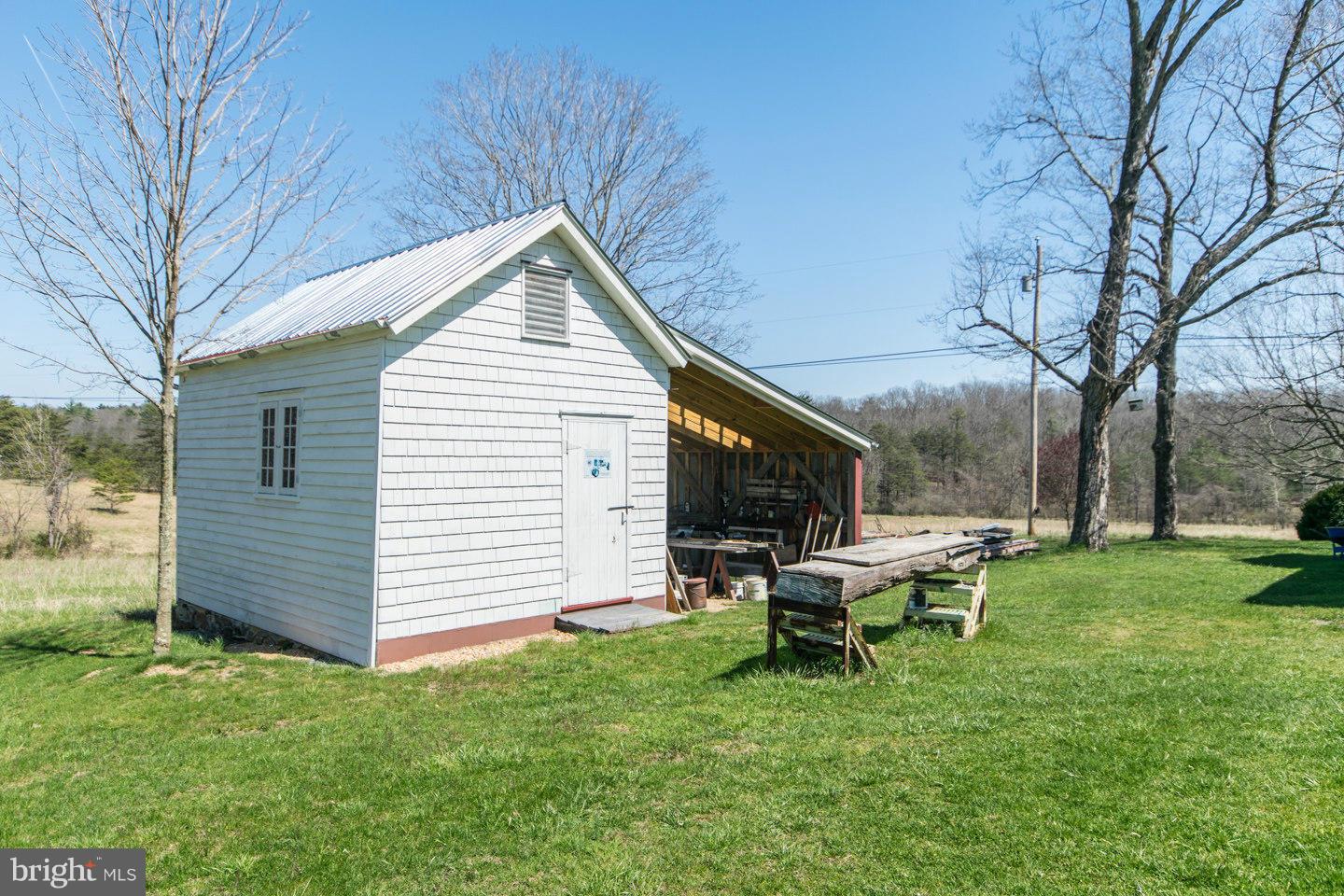 DILLONS RUN ESTATES - Residential