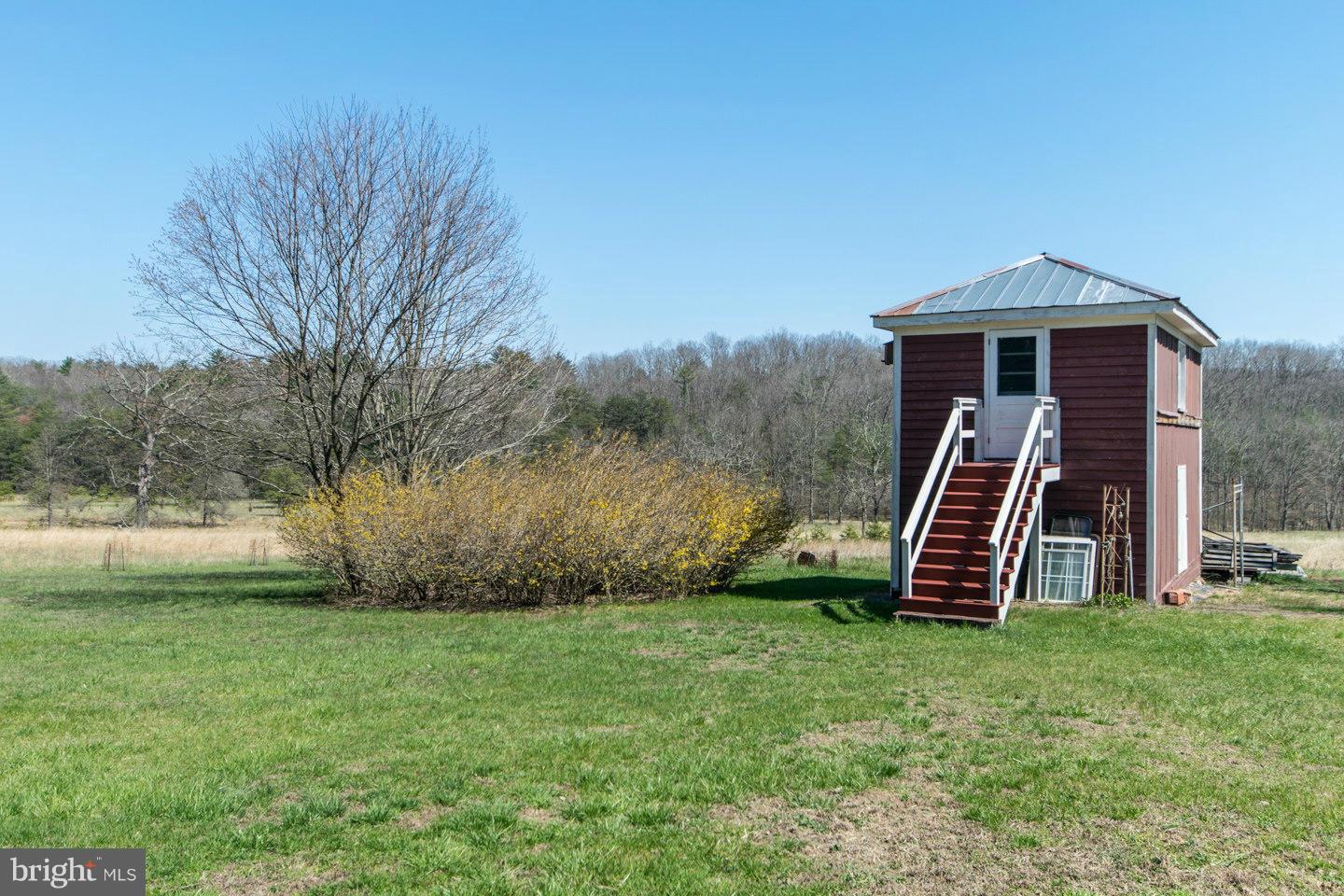 DILLONS RUN ESTATES - Residential