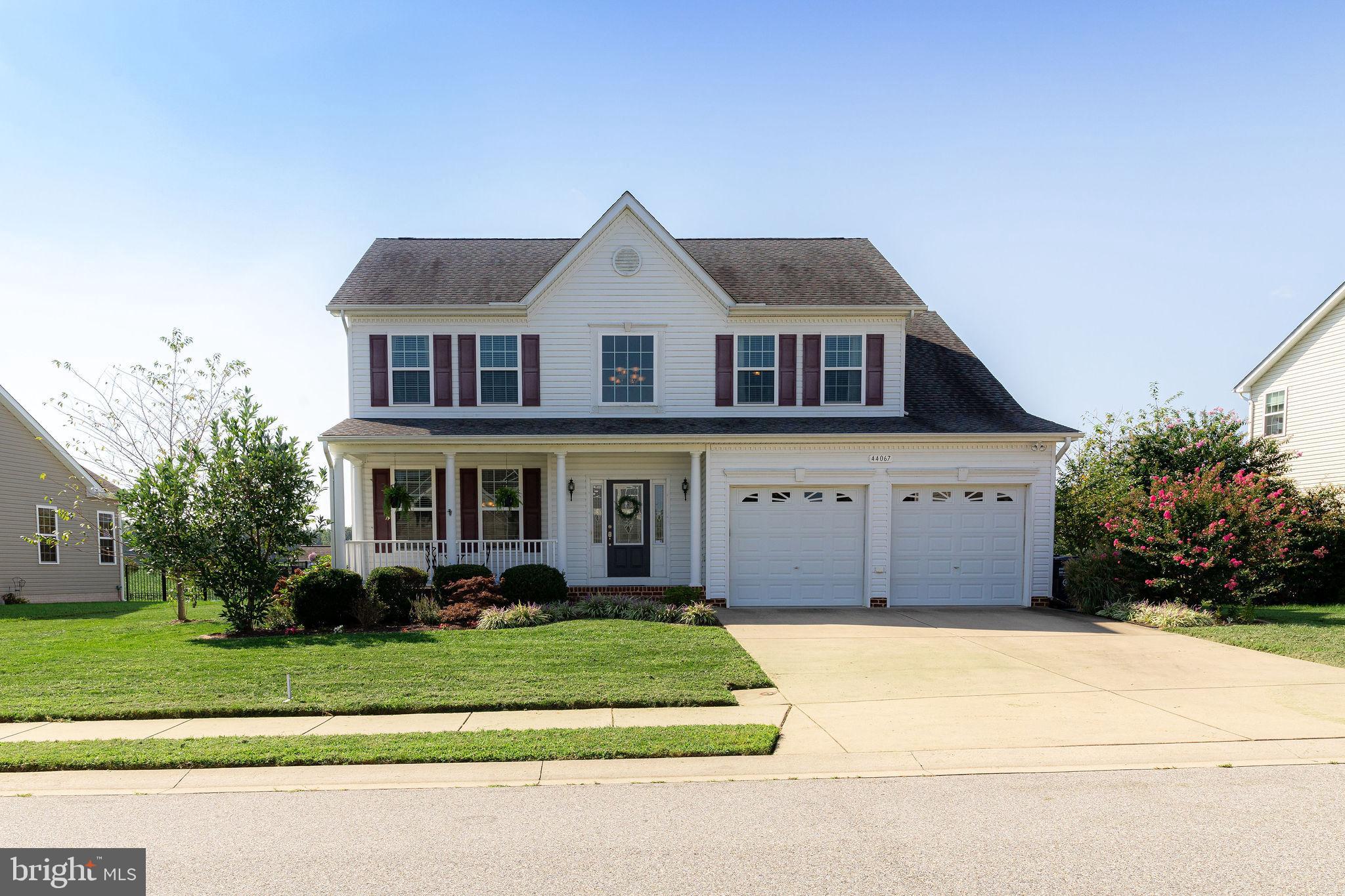 ESTATES AT JOY CHAPEL - Residential