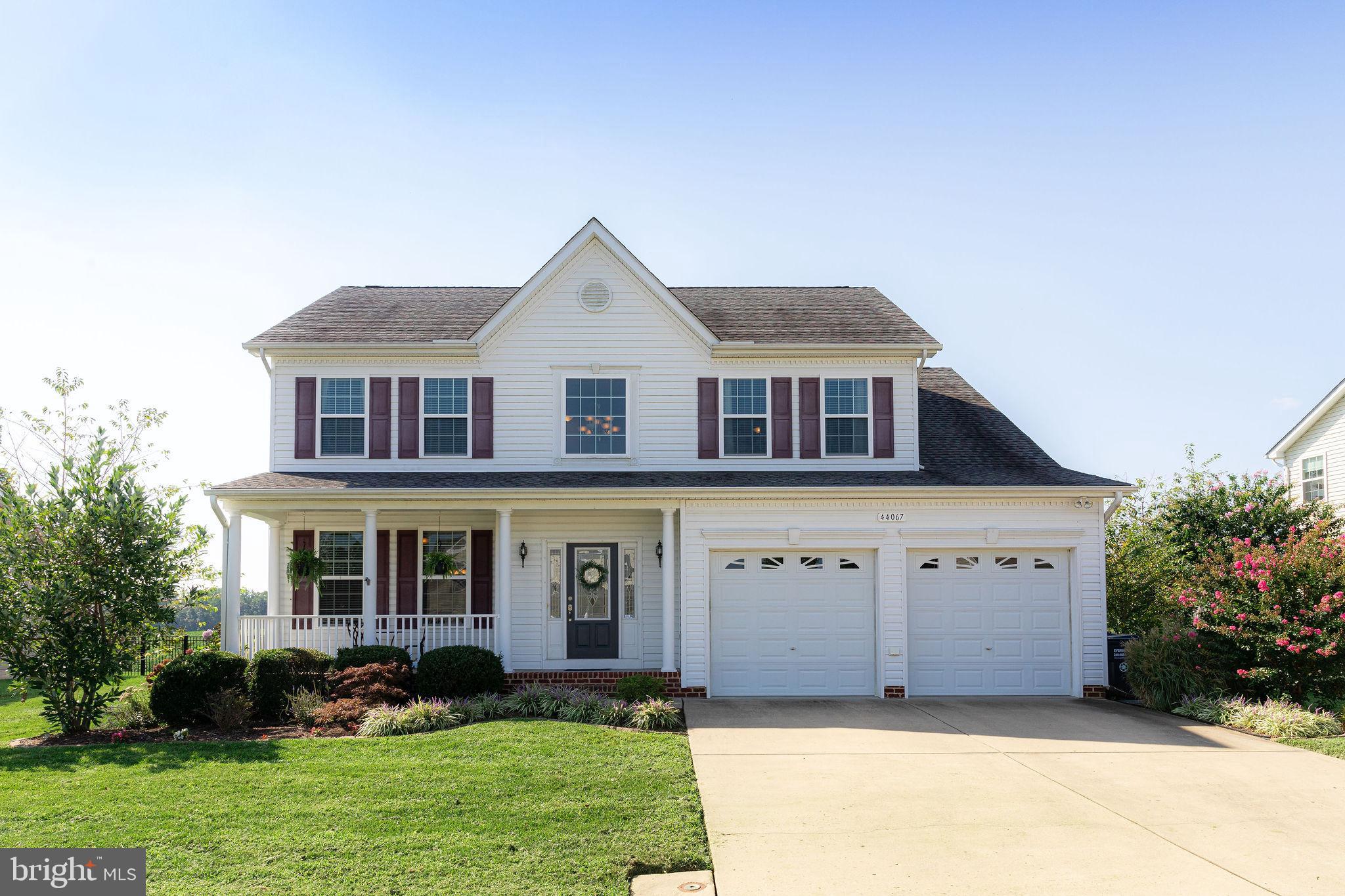 ESTATES AT JOY CHAPEL - Residential