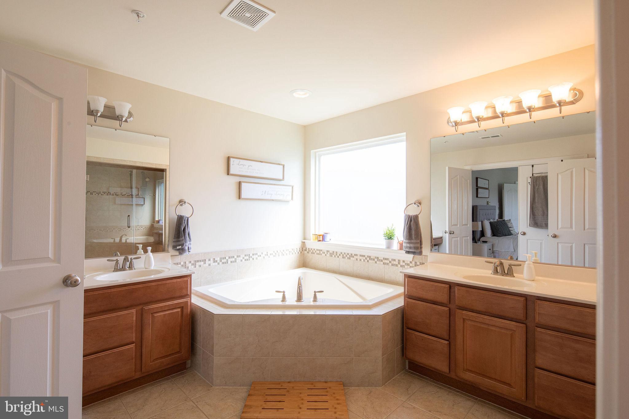 ESTATES AT JOY CHAPEL - Residential