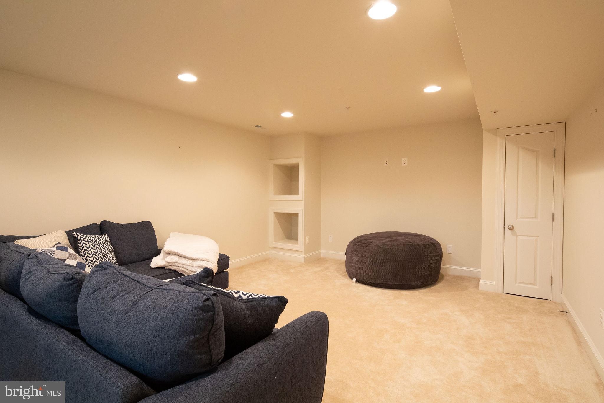 ESTATES AT JOY CHAPEL - Residential