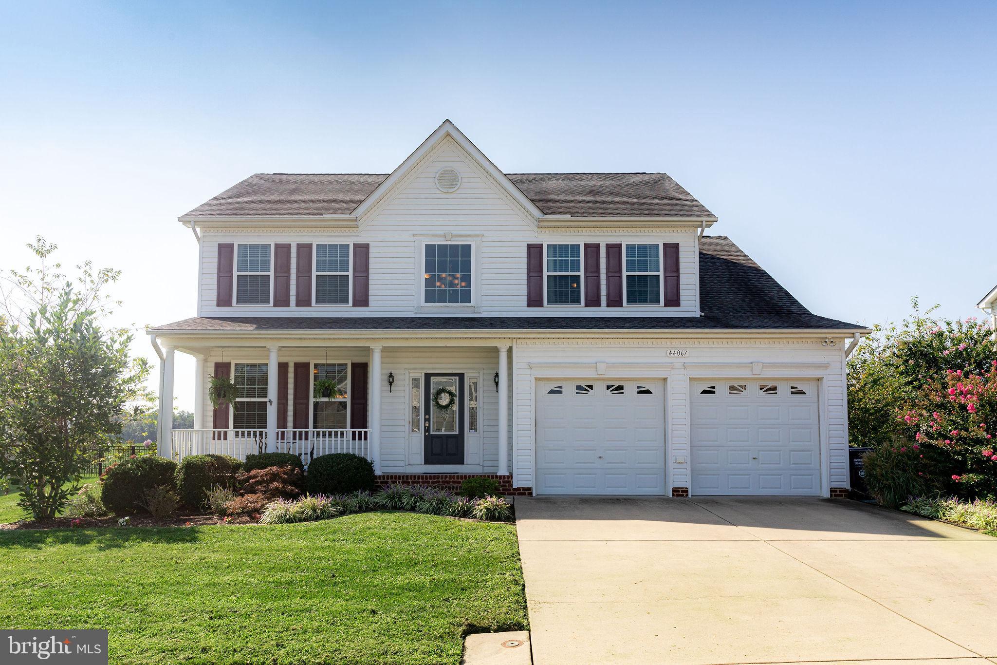 ESTATES AT JOY CHAPEL - Residential