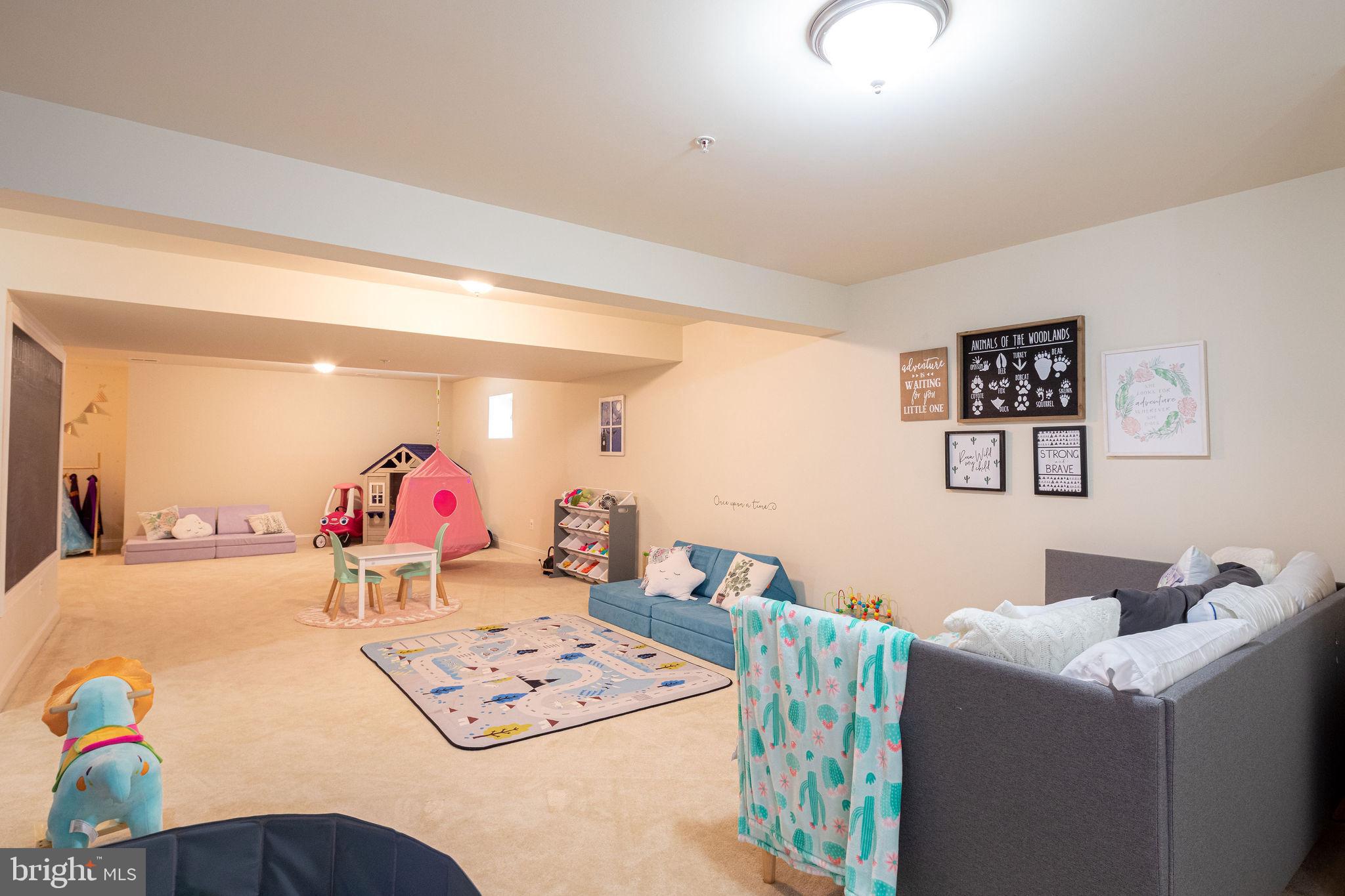 ESTATES AT JOY CHAPEL - Residential