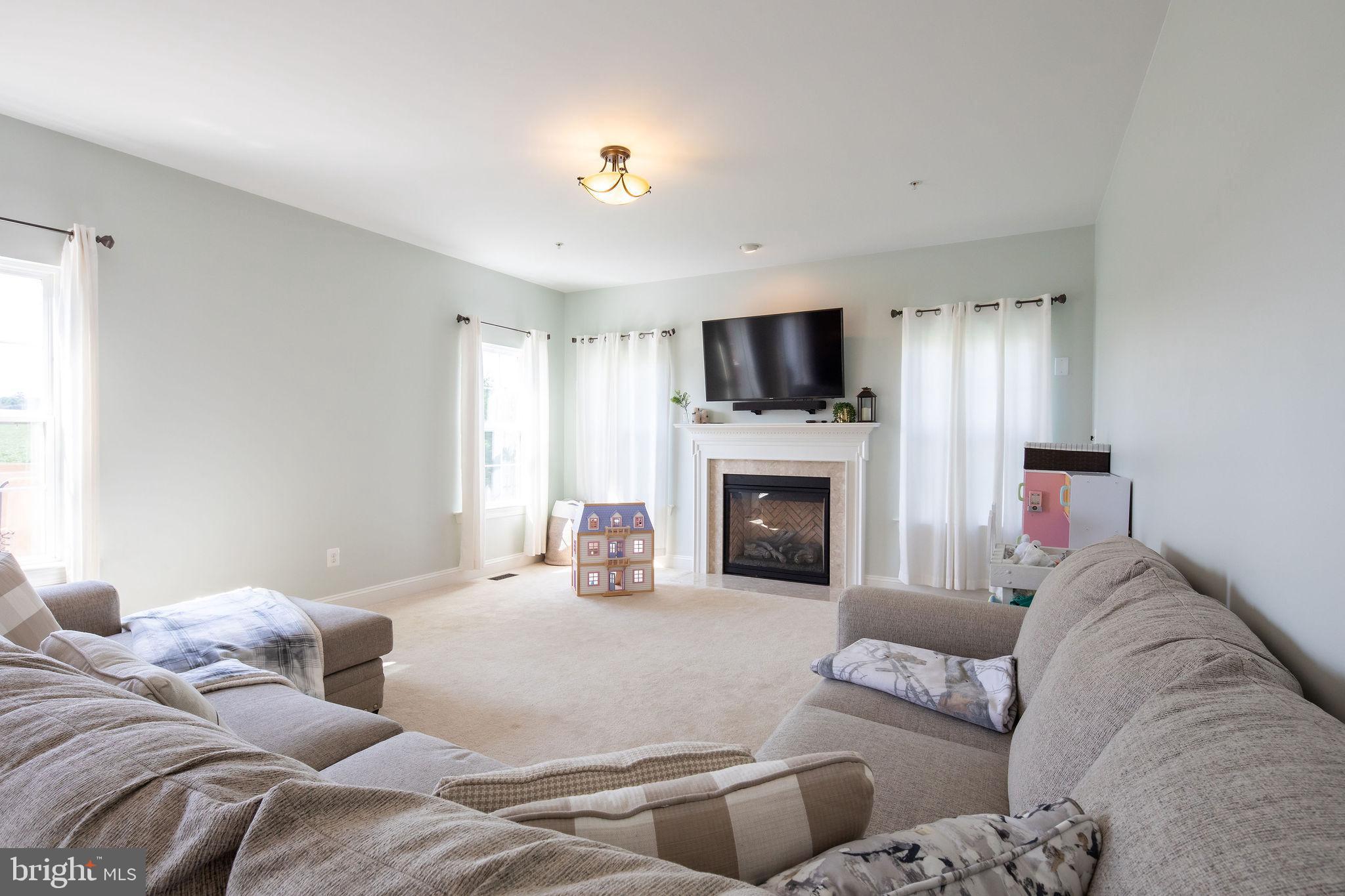 ESTATES AT JOY CHAPEL - Residential