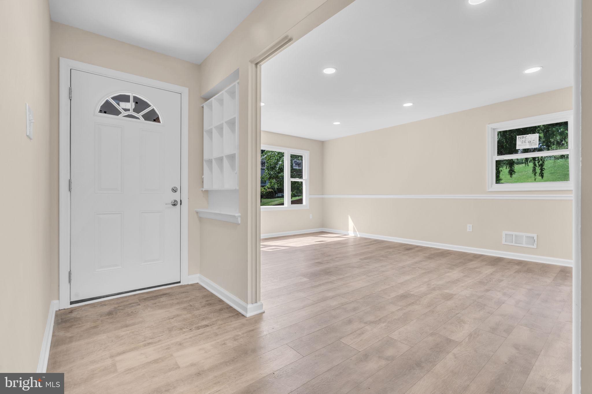 RIVER RIDGE - Residential