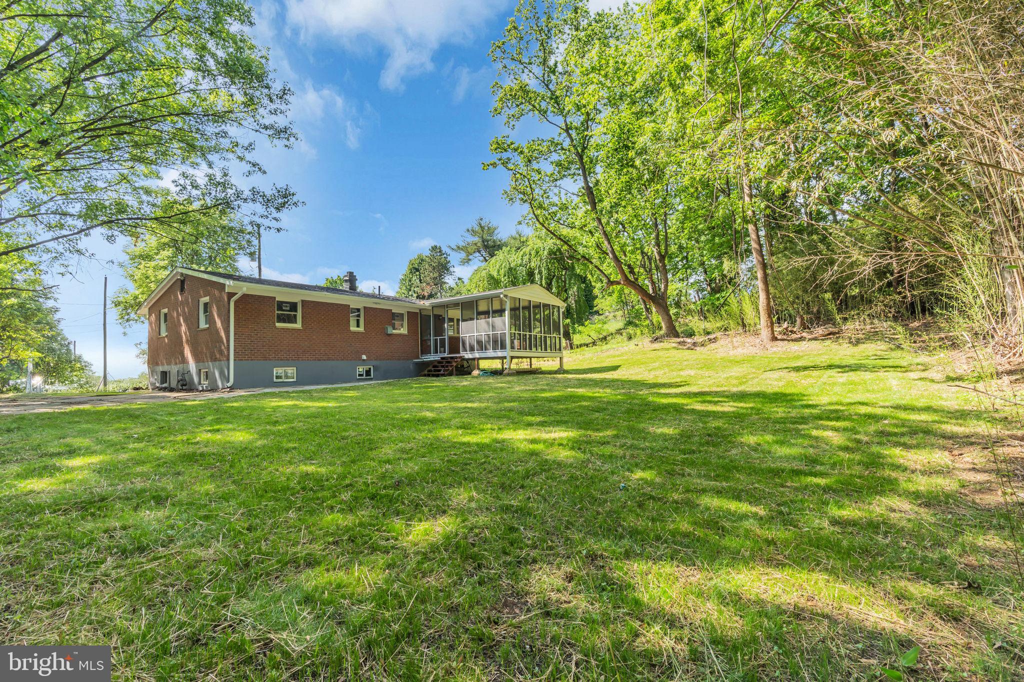 RIVER RIDGE - Residential