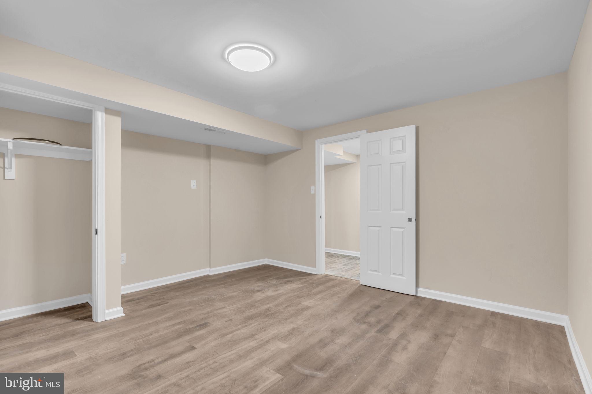 RIVER RIDGE - Residential