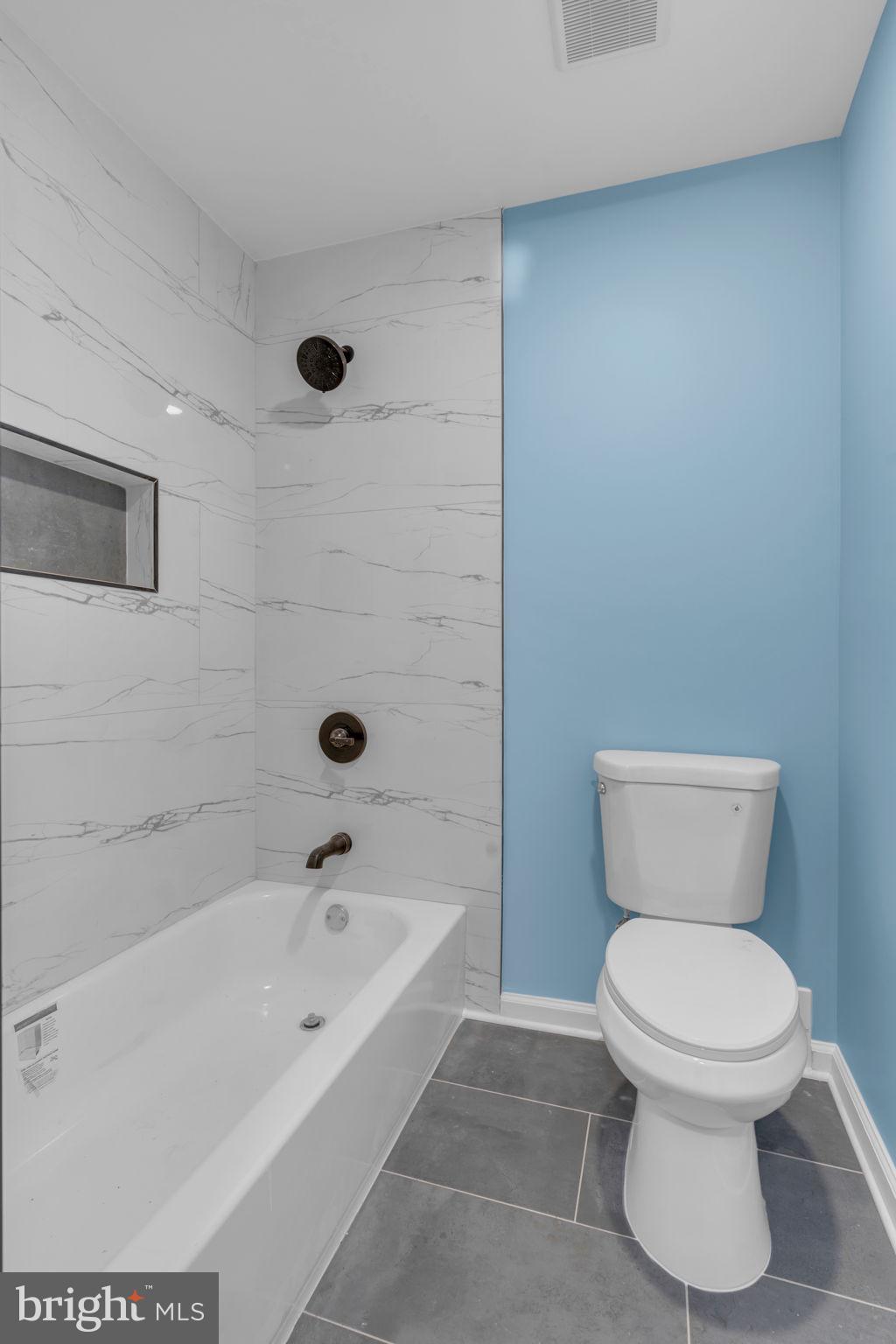 RIVER RIDGE - Residential