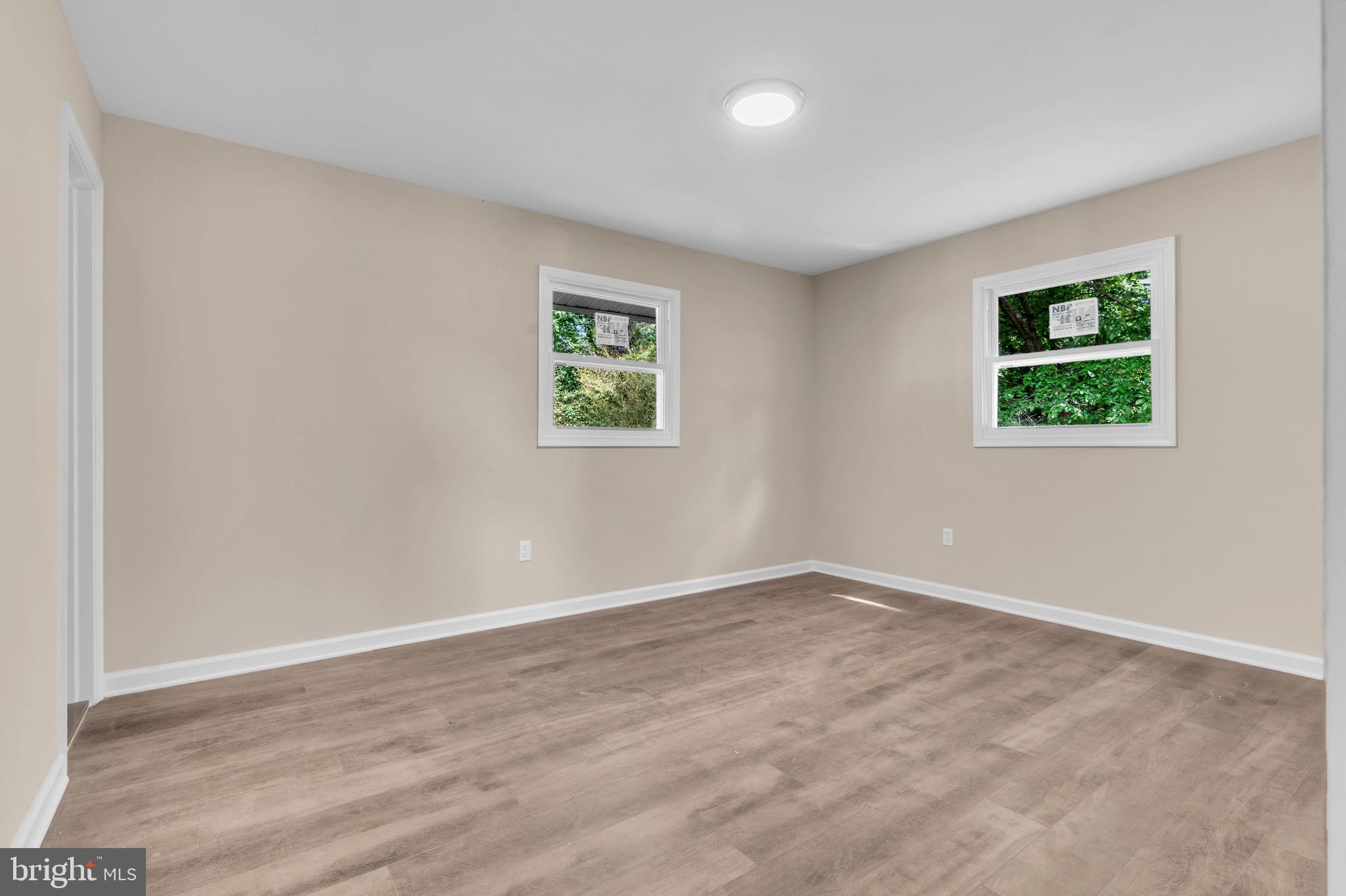 RIVER RIDGE - Residential