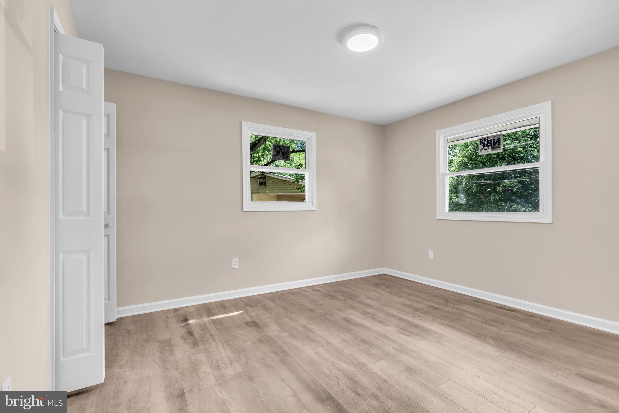 RIVER RIDGE - Residential