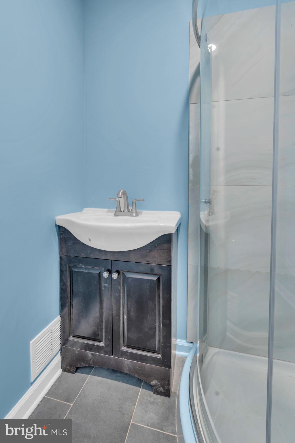 RIVER RIDGE - Residential