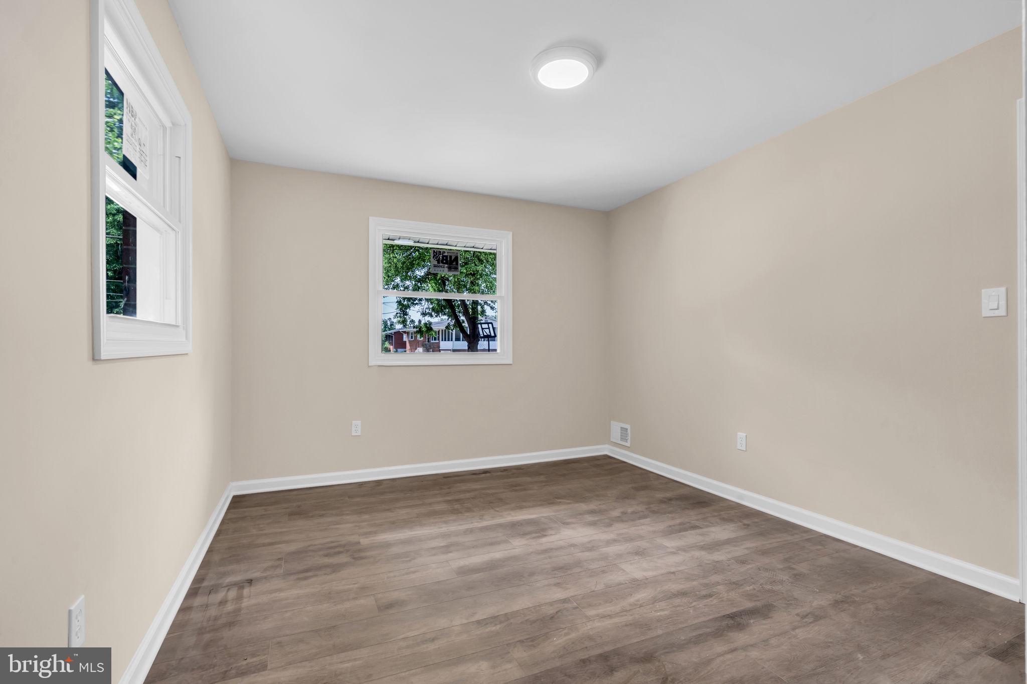 RIVER RIDGE - Residential