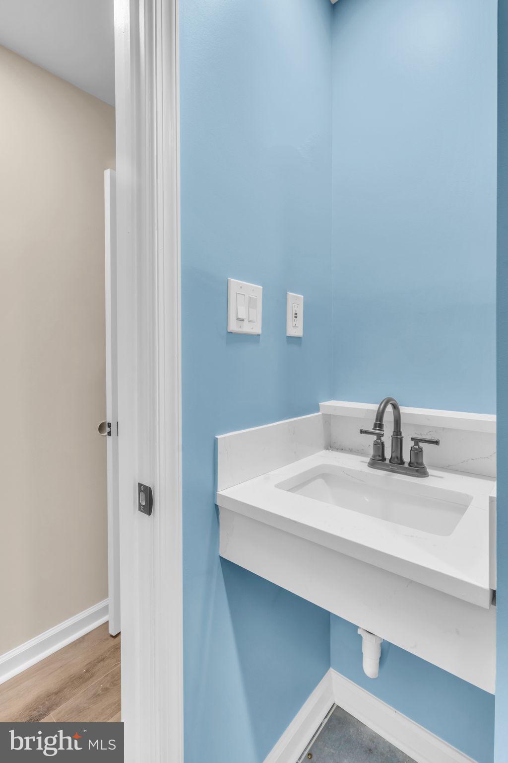 RIVER RIDGE - Residential