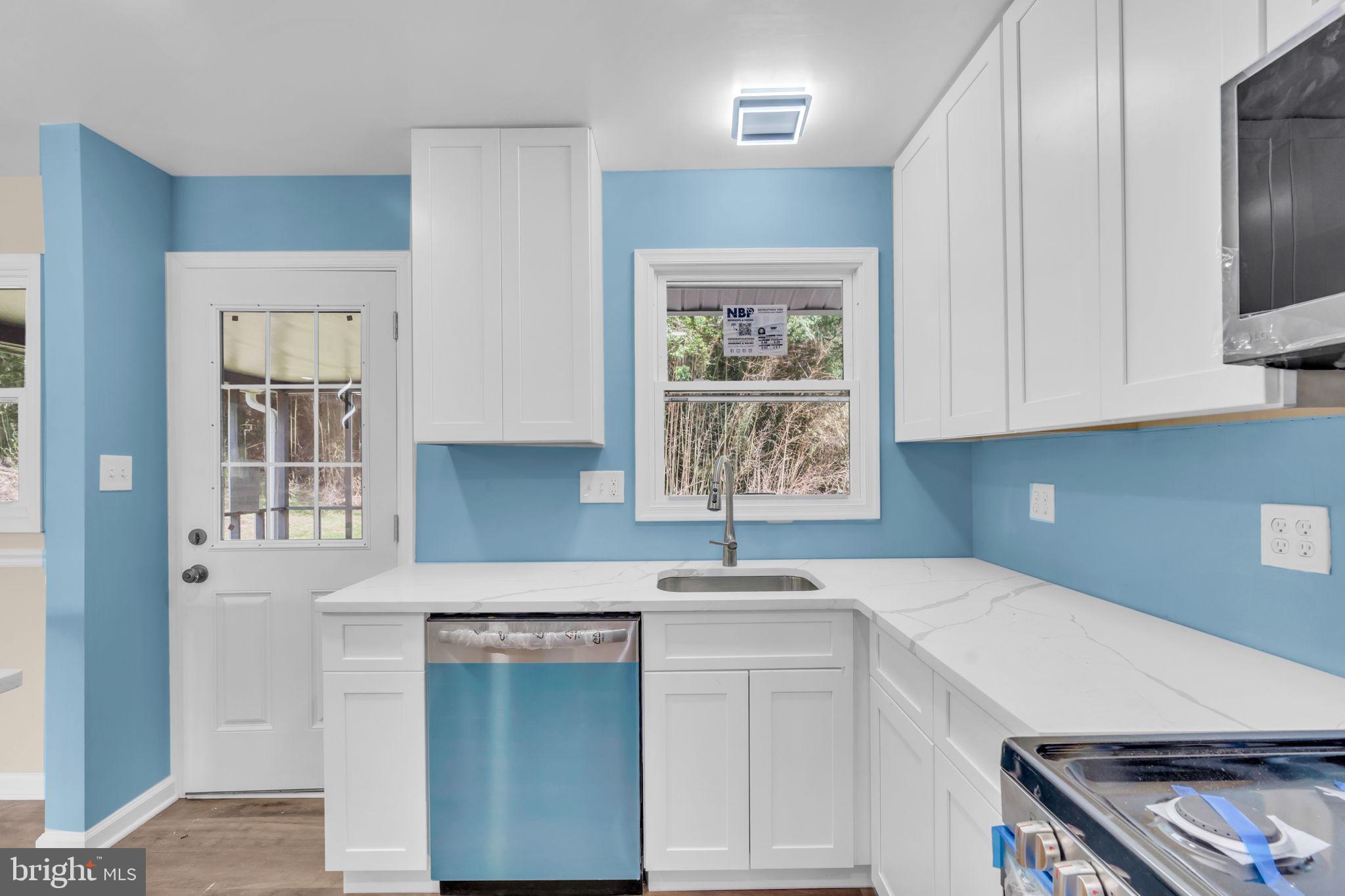 RIVER RIDGE - Residential