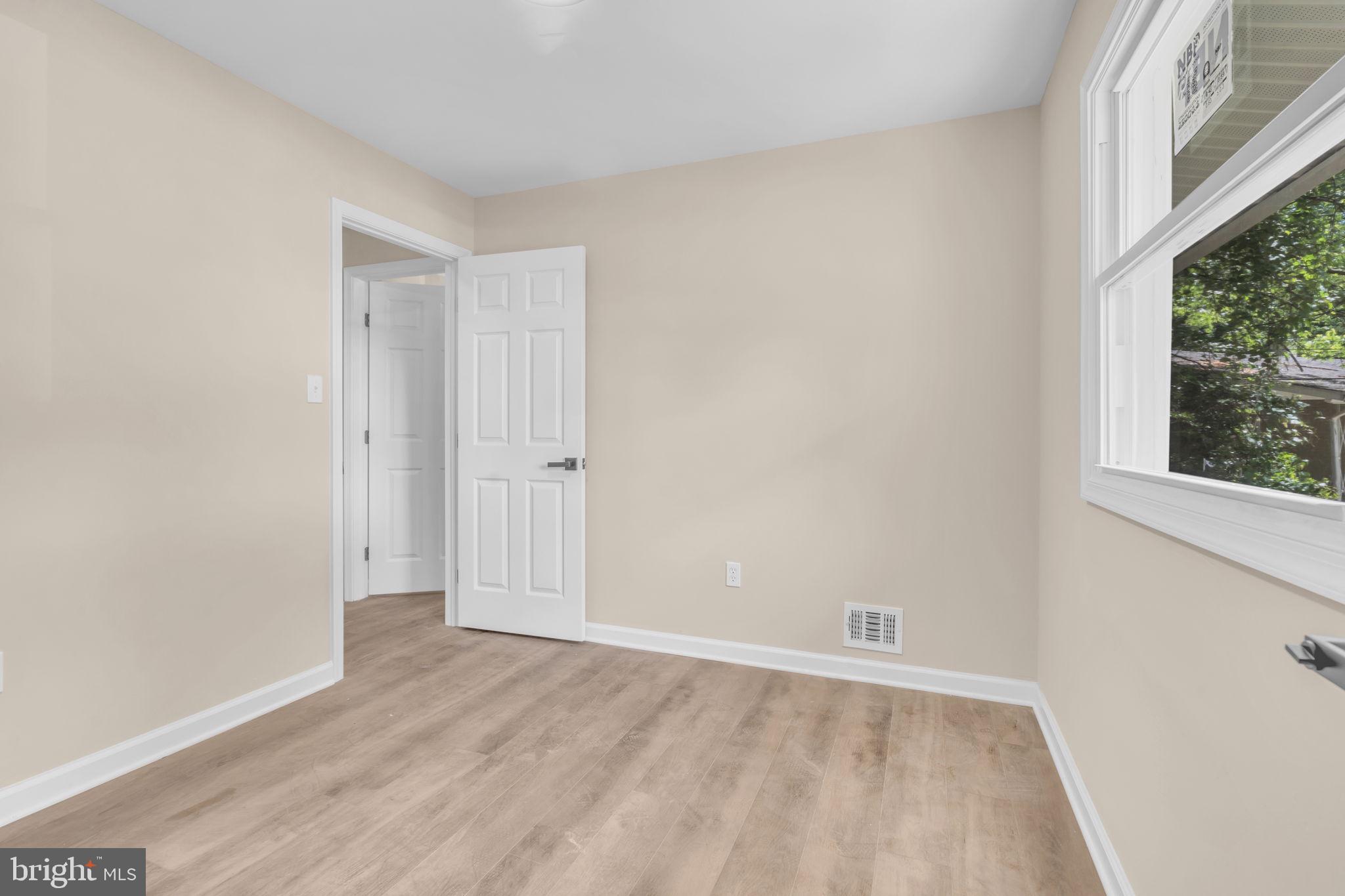 RIVER RIDGE - Residential