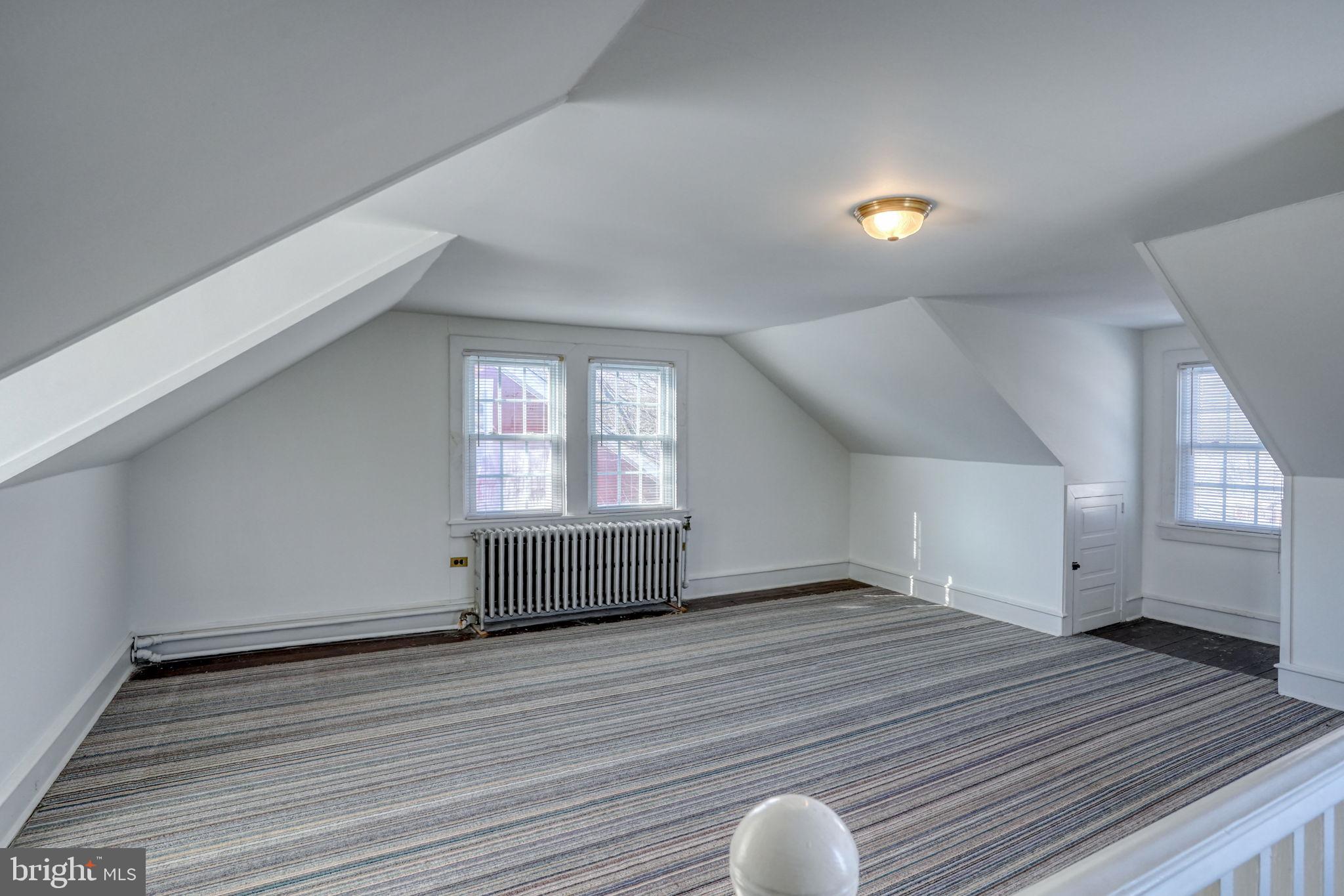 OLD NEW CASTLE - Residential