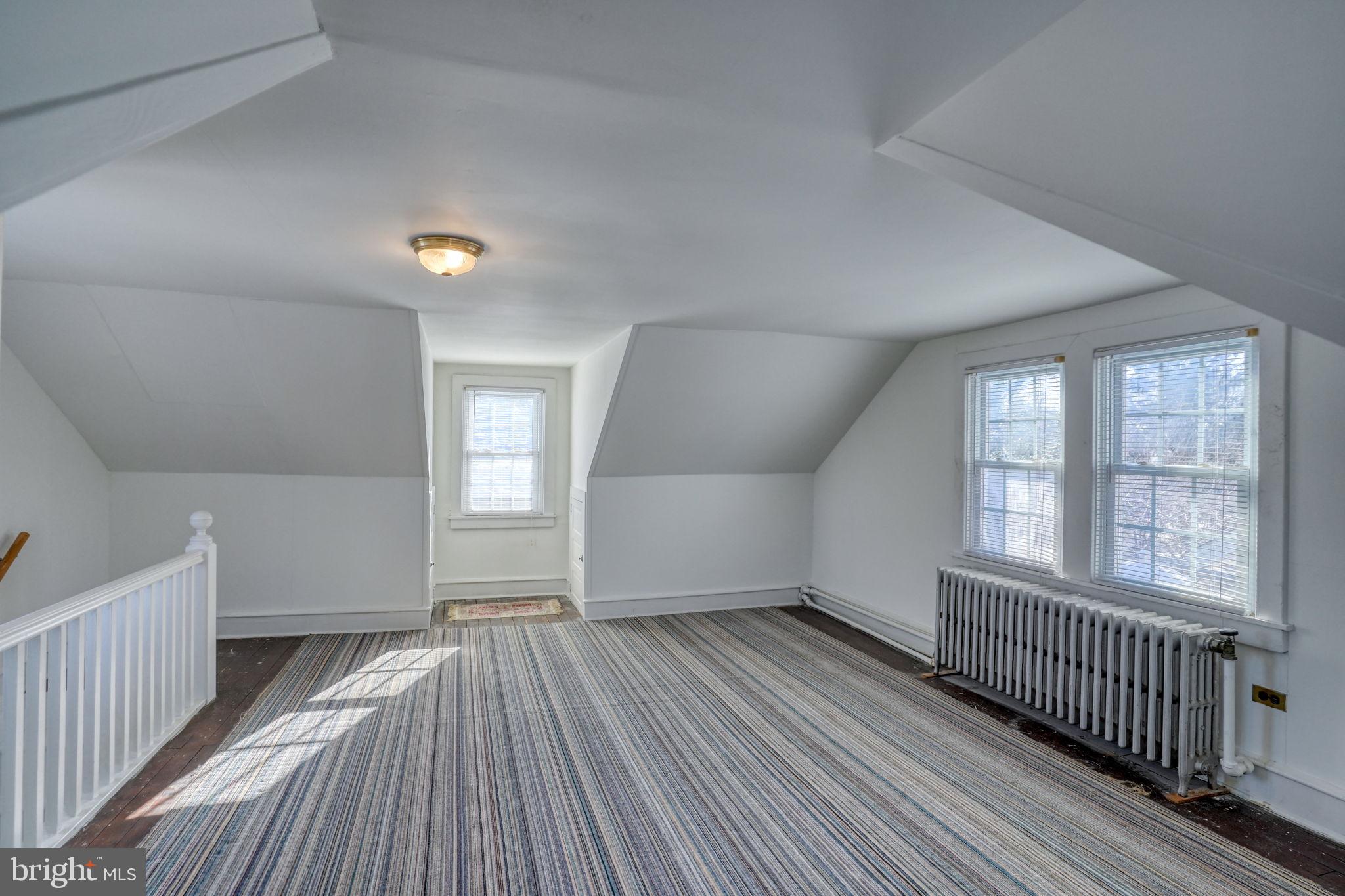 OLD NEW CASTLE - Residential