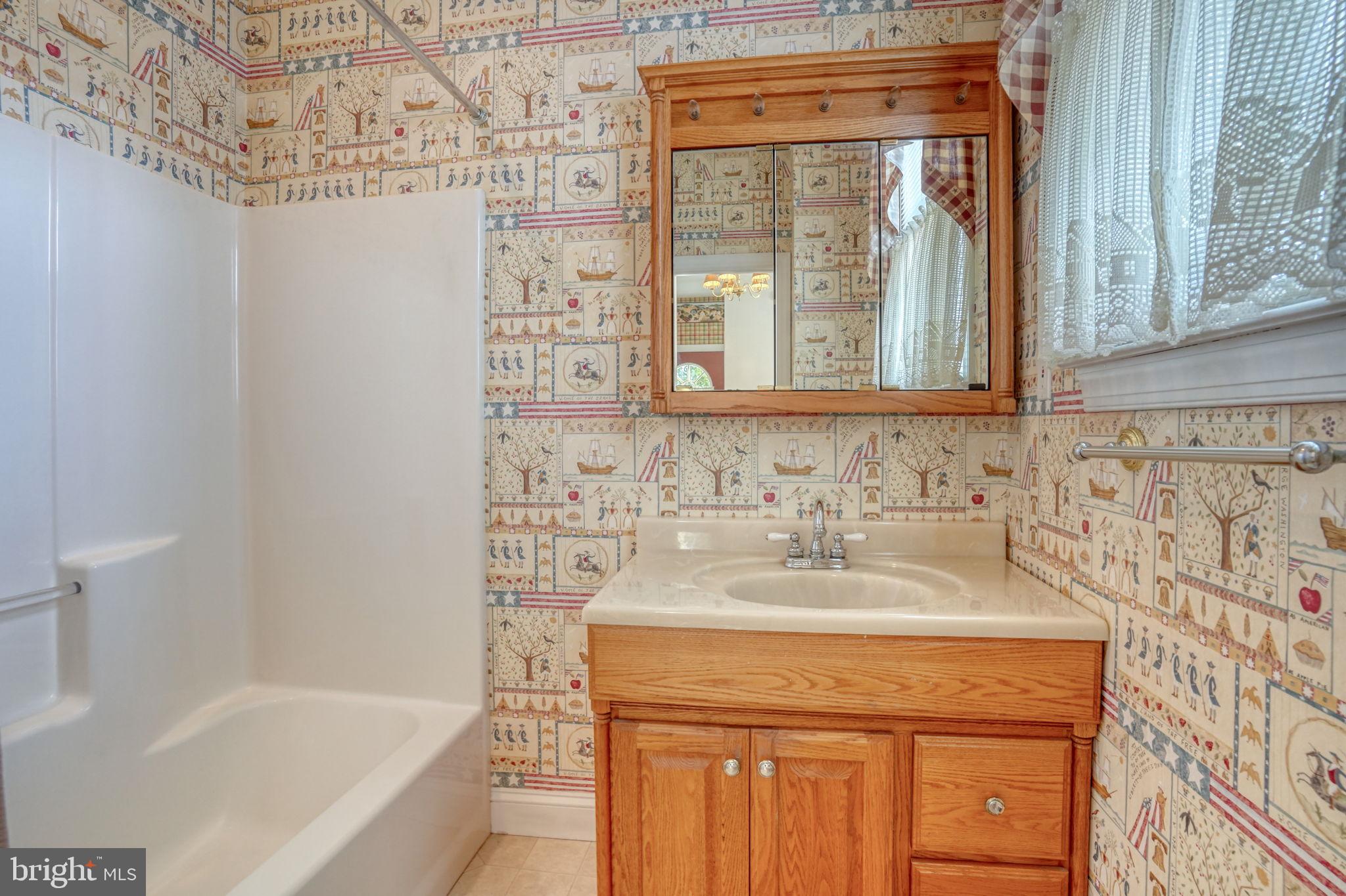 OLD NEW CASTLE - Residential