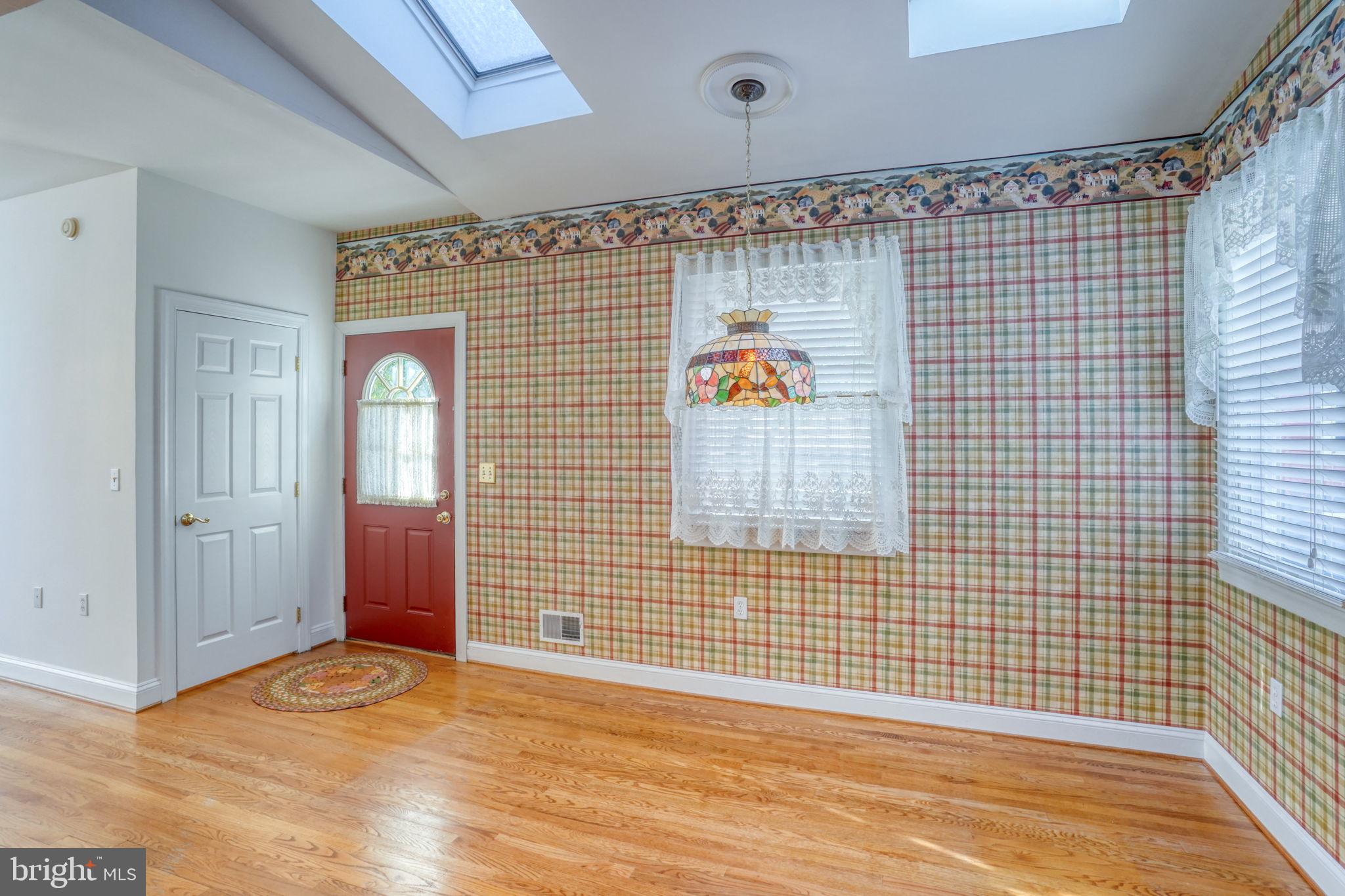 OLD NEW CASTLE - Residential