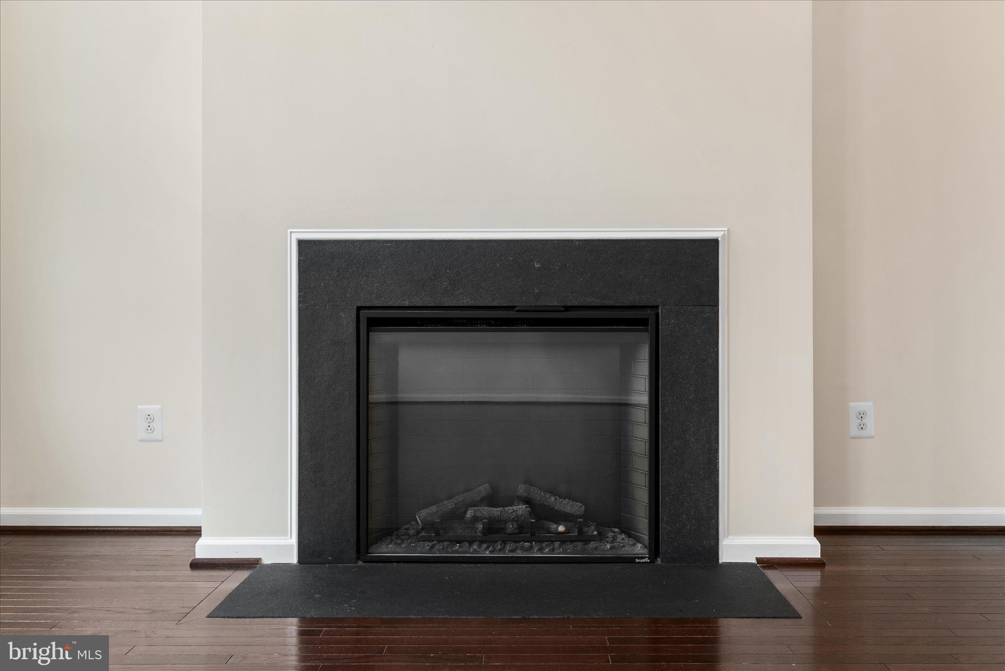 FIELDSTONE - Residential Lease