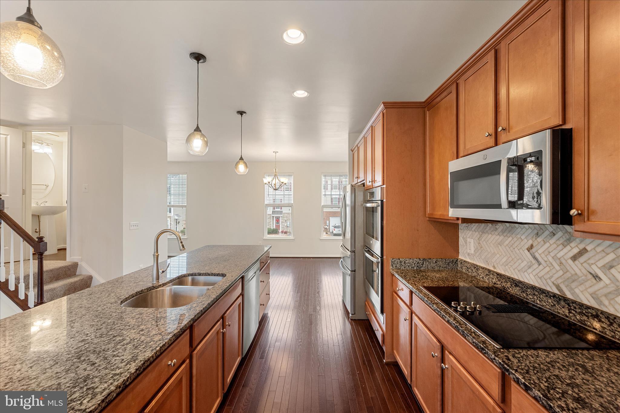 FIELDSTONE - Residential Lease