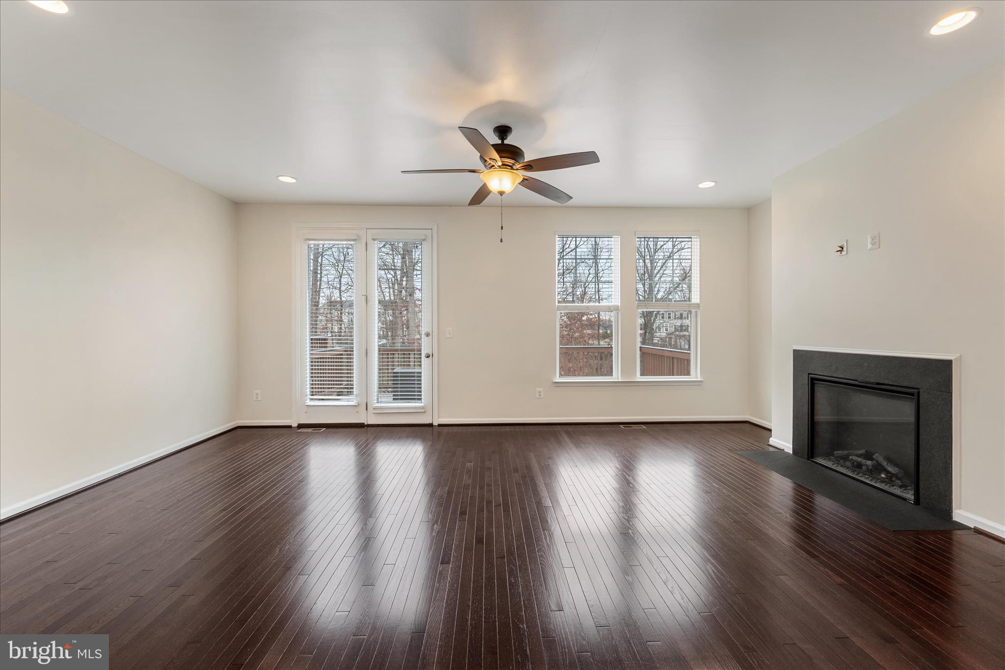 FIELDSTONE - Residential Lease