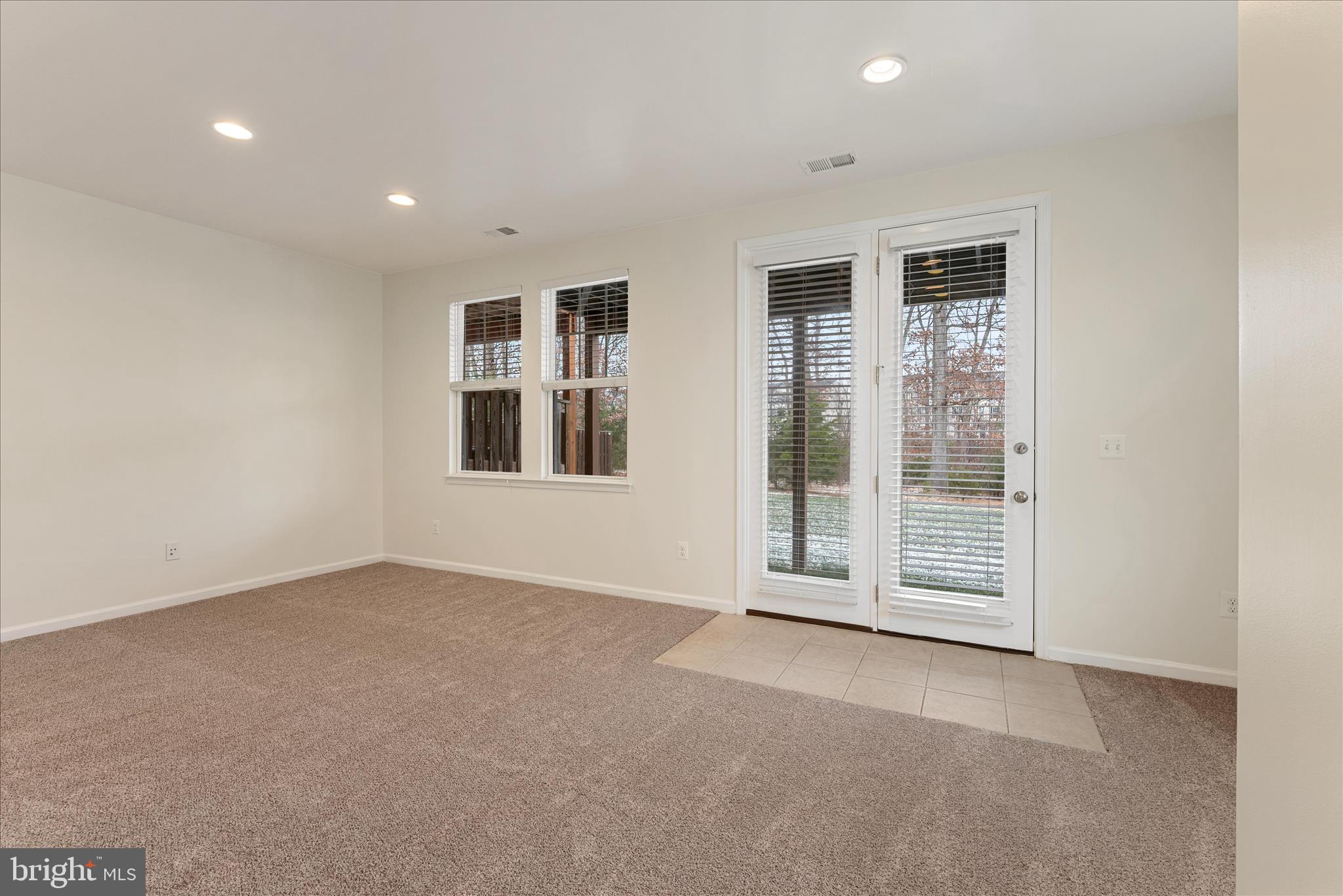 FIELDSTONE - Residential Lease