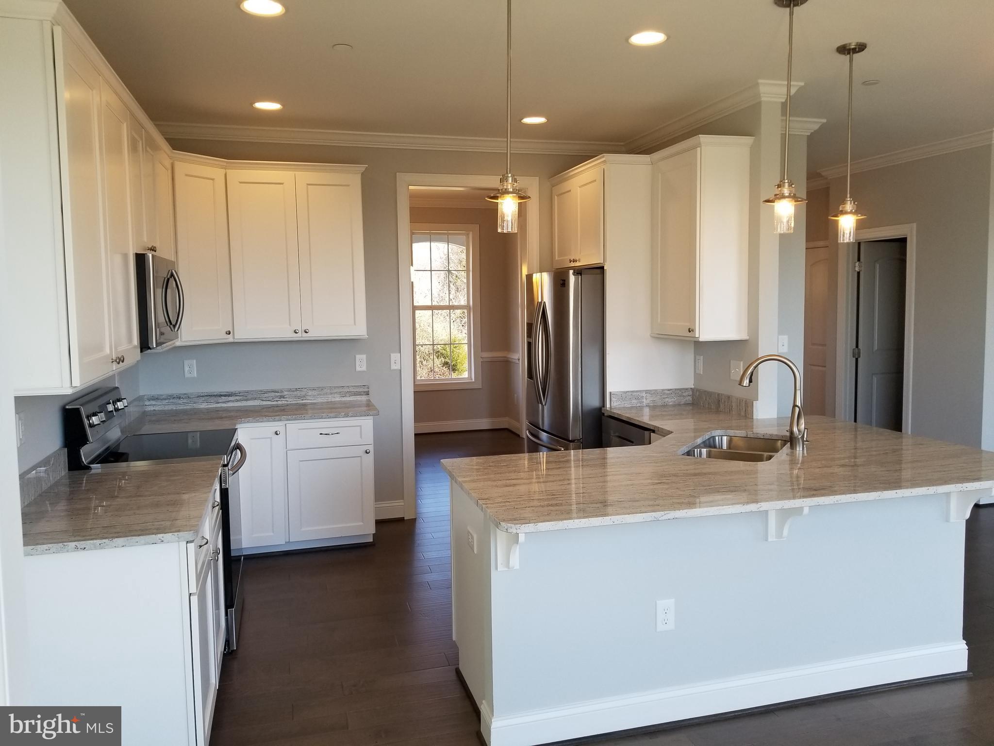 CLIFFTON ON THE POTOMAC - Residential