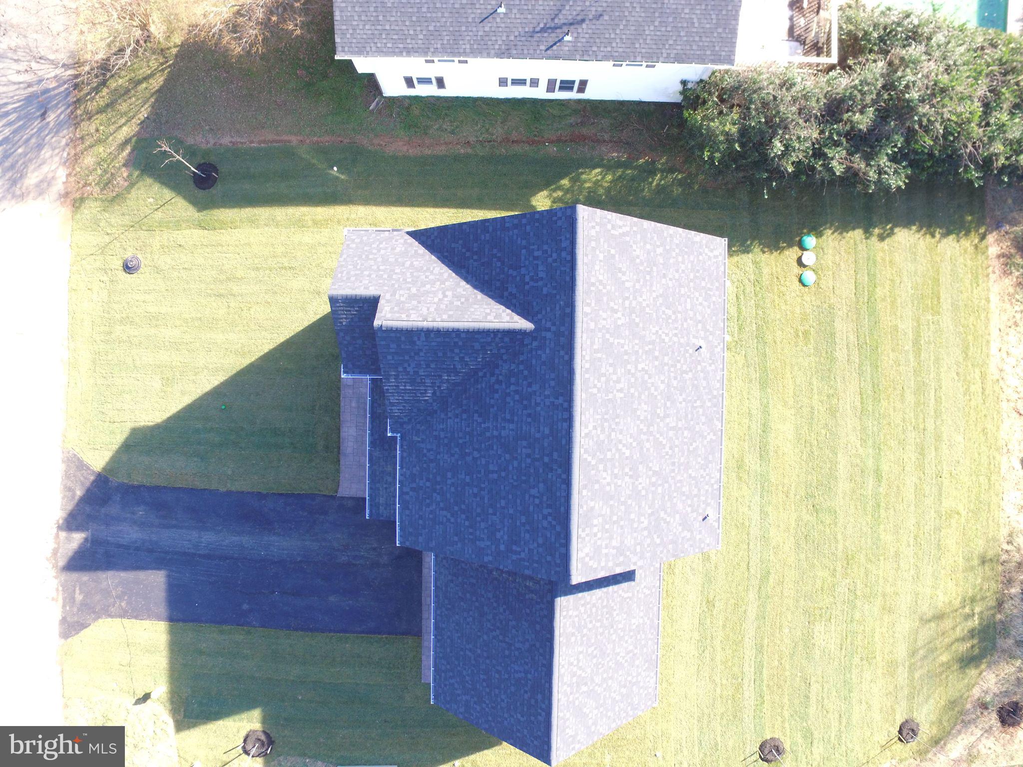 CLIFFTON ON THE POTOMAC - Residential