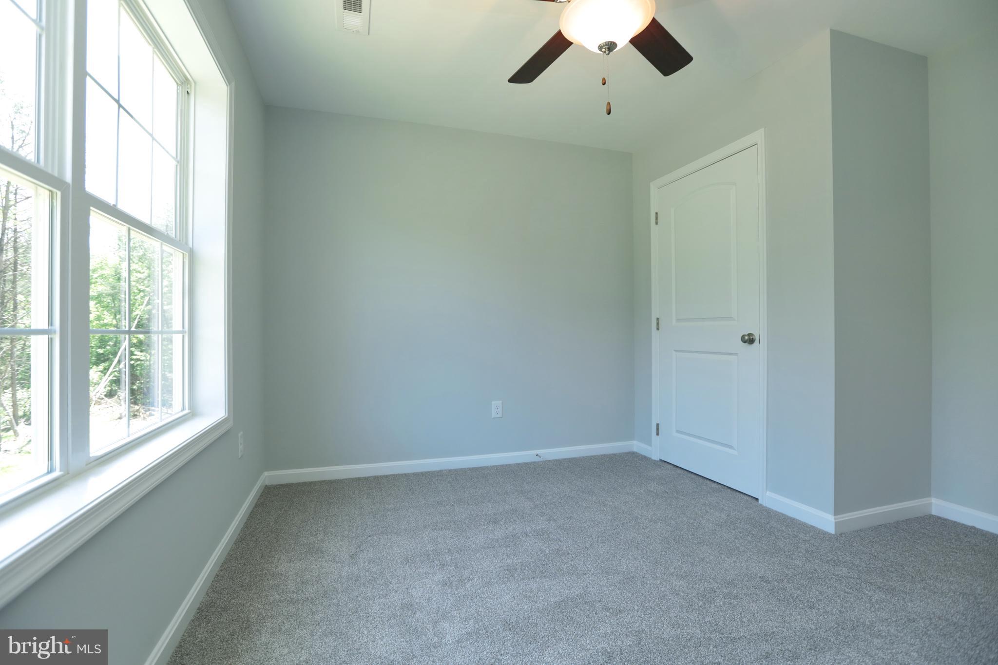 CLIFFTON ON THE POTOMAC - Residential