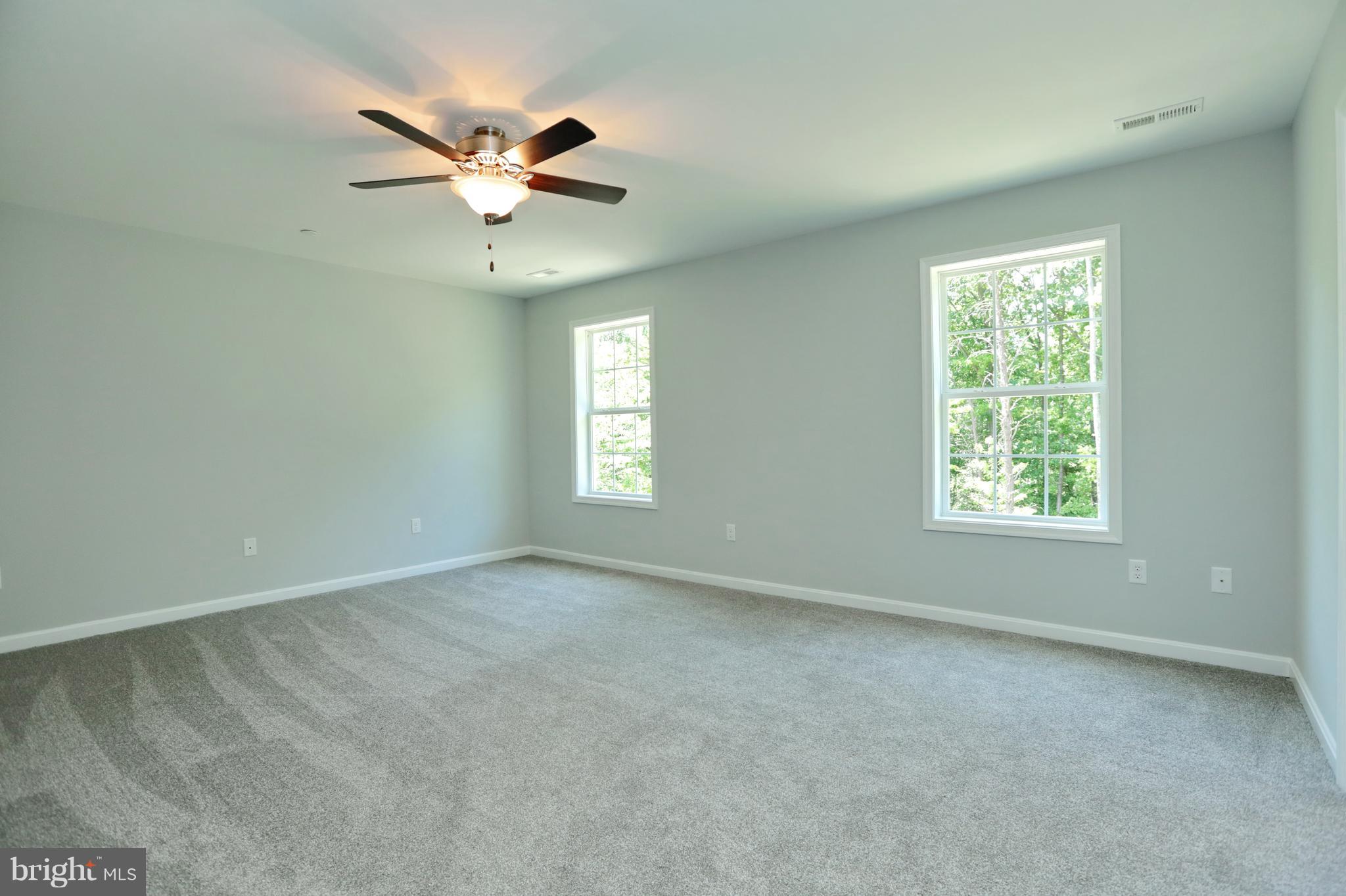 CLIFFTON ON THE POTOMAC - Residential