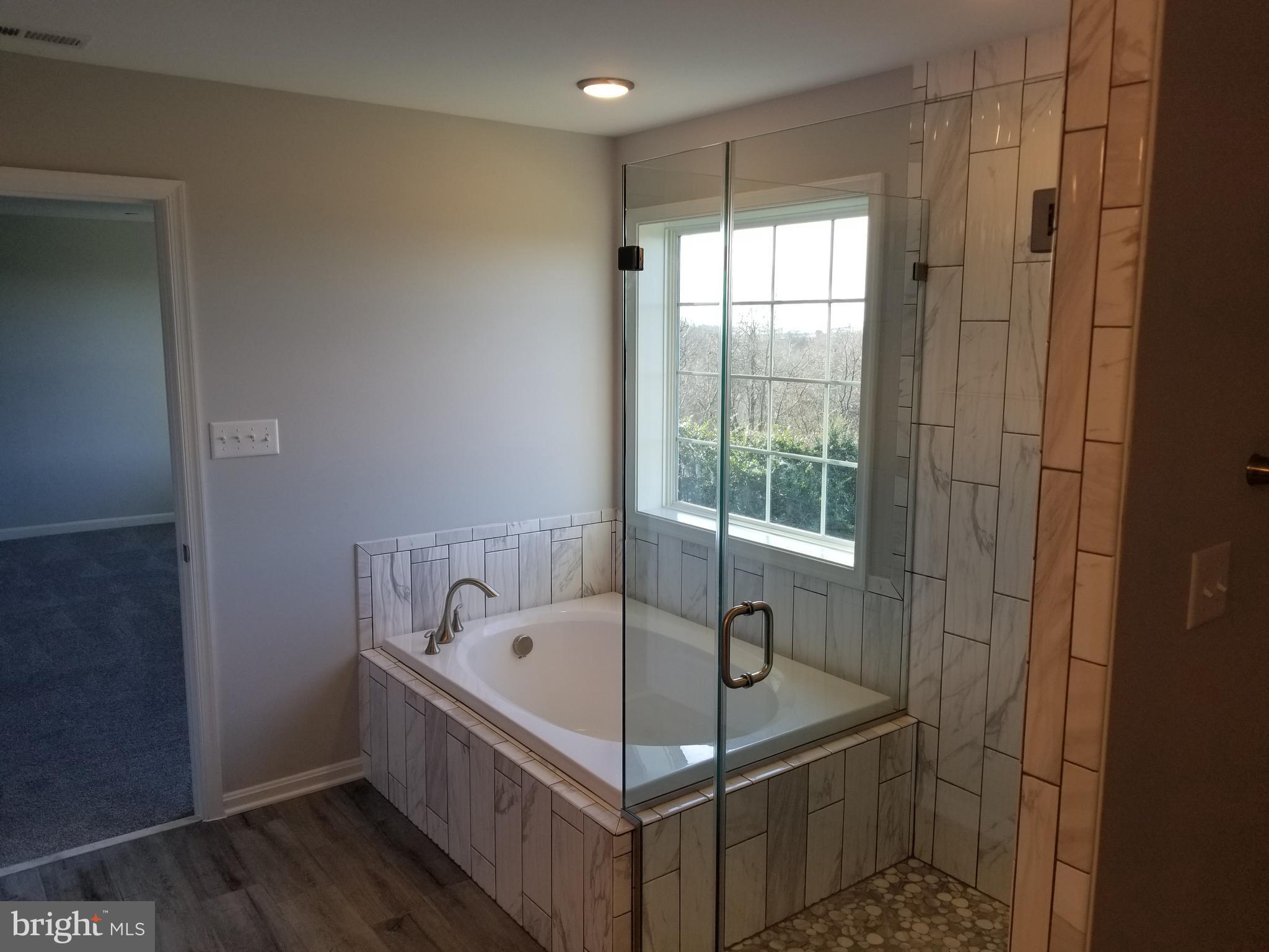 CLIFFTON ON THE POTOMAC - Residential