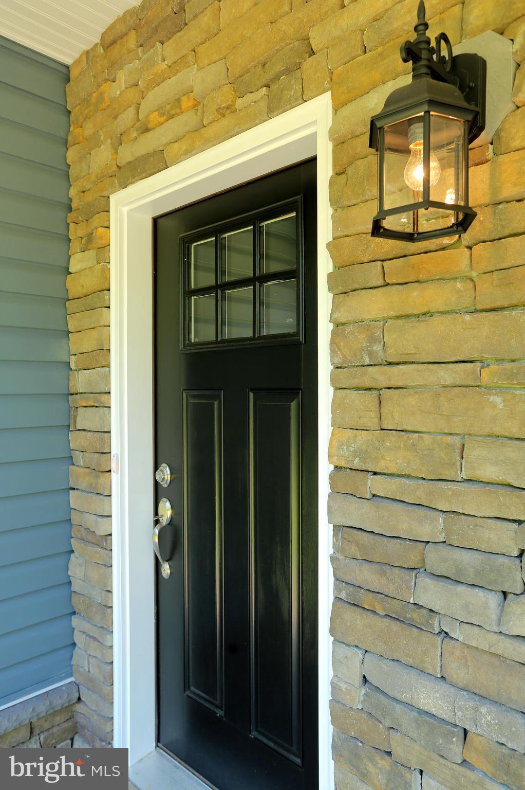 CLIFFTON ON THE POTOMAC - Residential