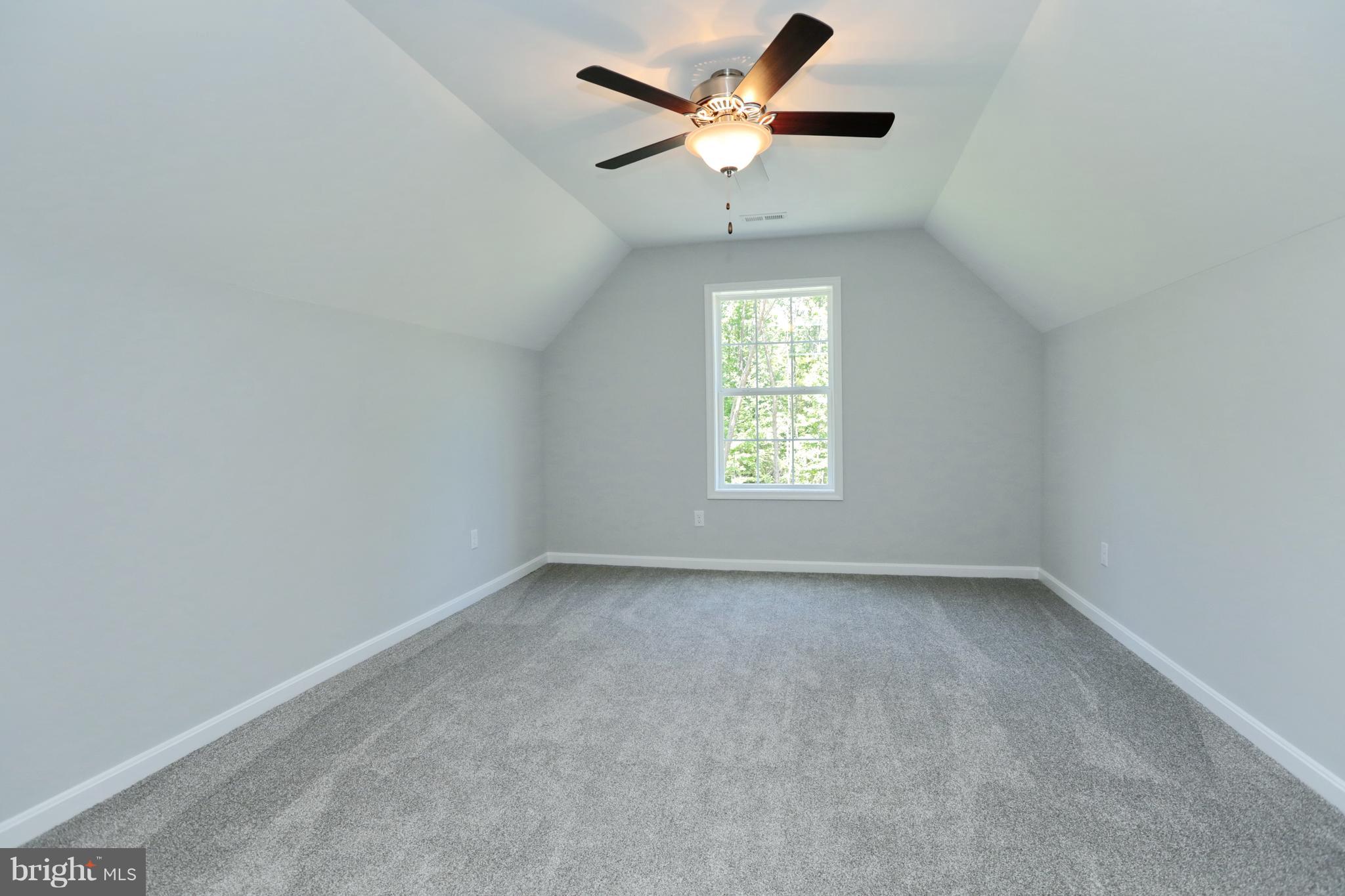 CLIFFTON ON THE POTOMAC - Residential