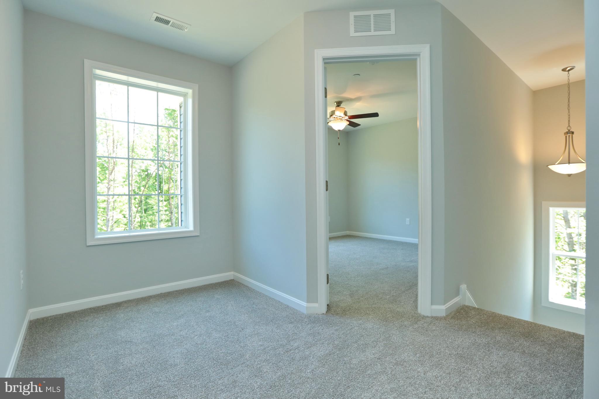 CLIFFTON ON THE POTOMAC - Residential