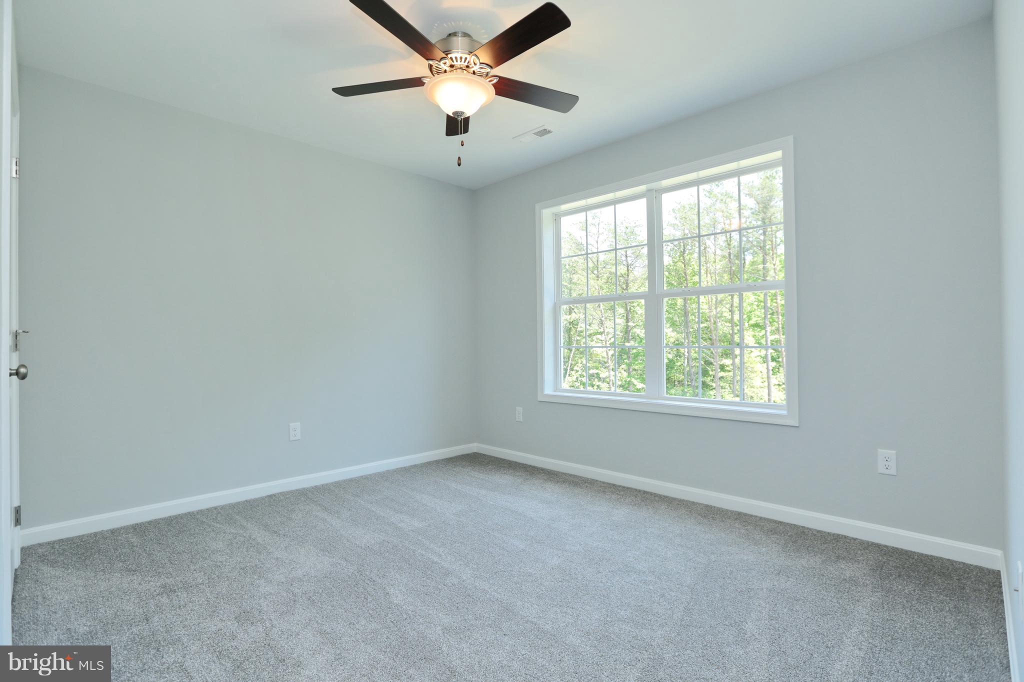 CLIFFTON ON THE POTOMAC - Residential