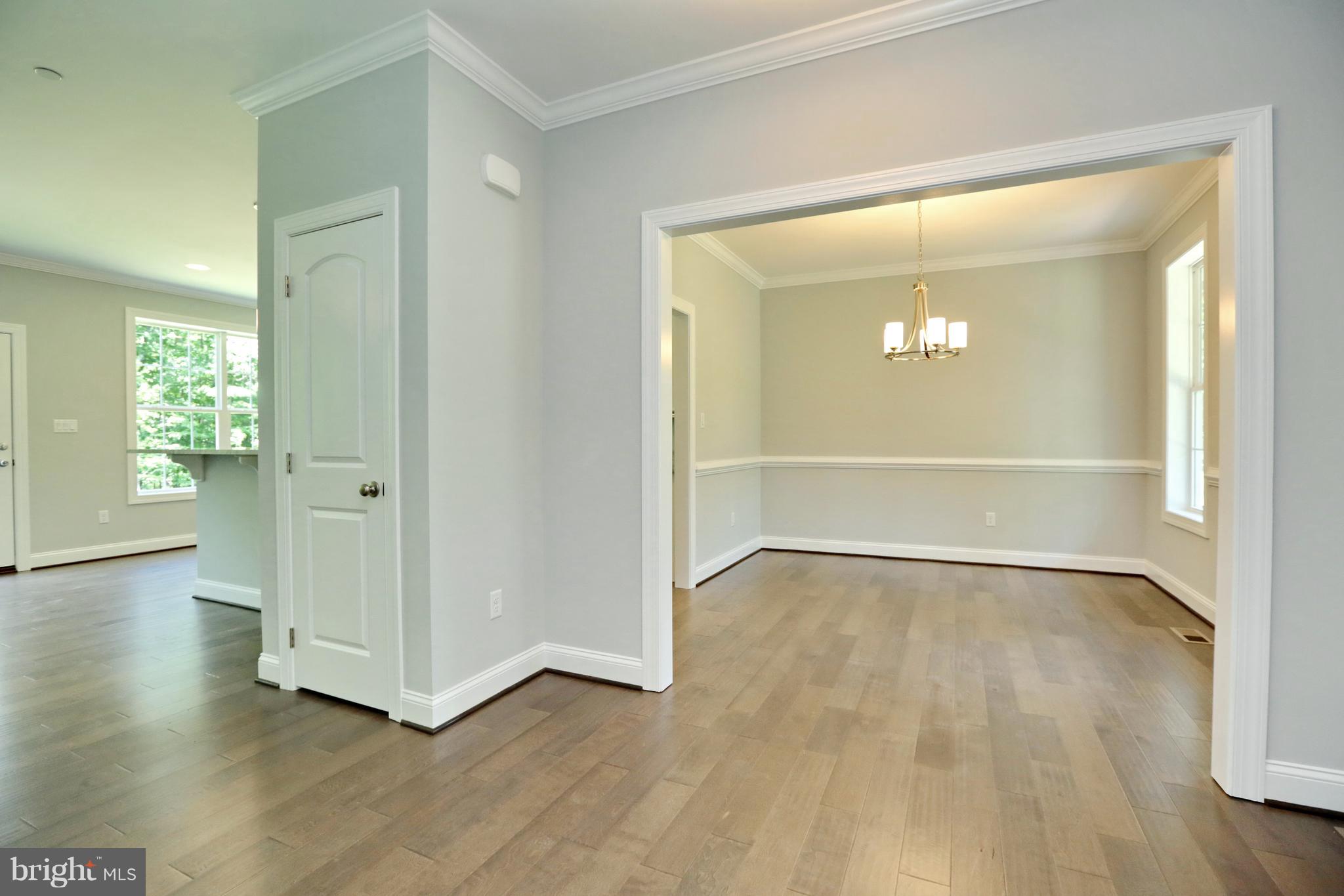 CLIFFTON ON THE POTOMAC - Residential